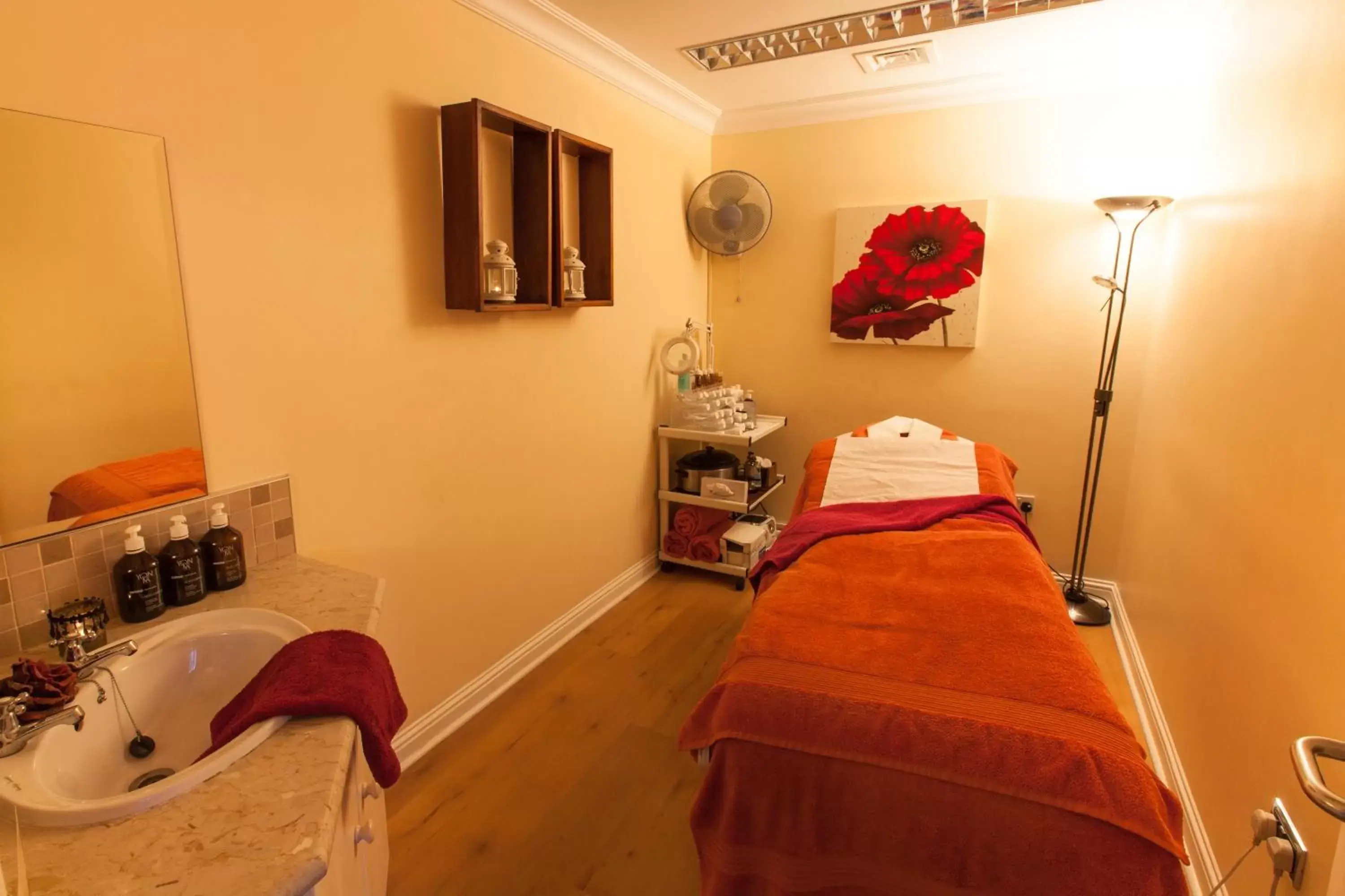 Massage, Bed in The Ardilaun Hotel