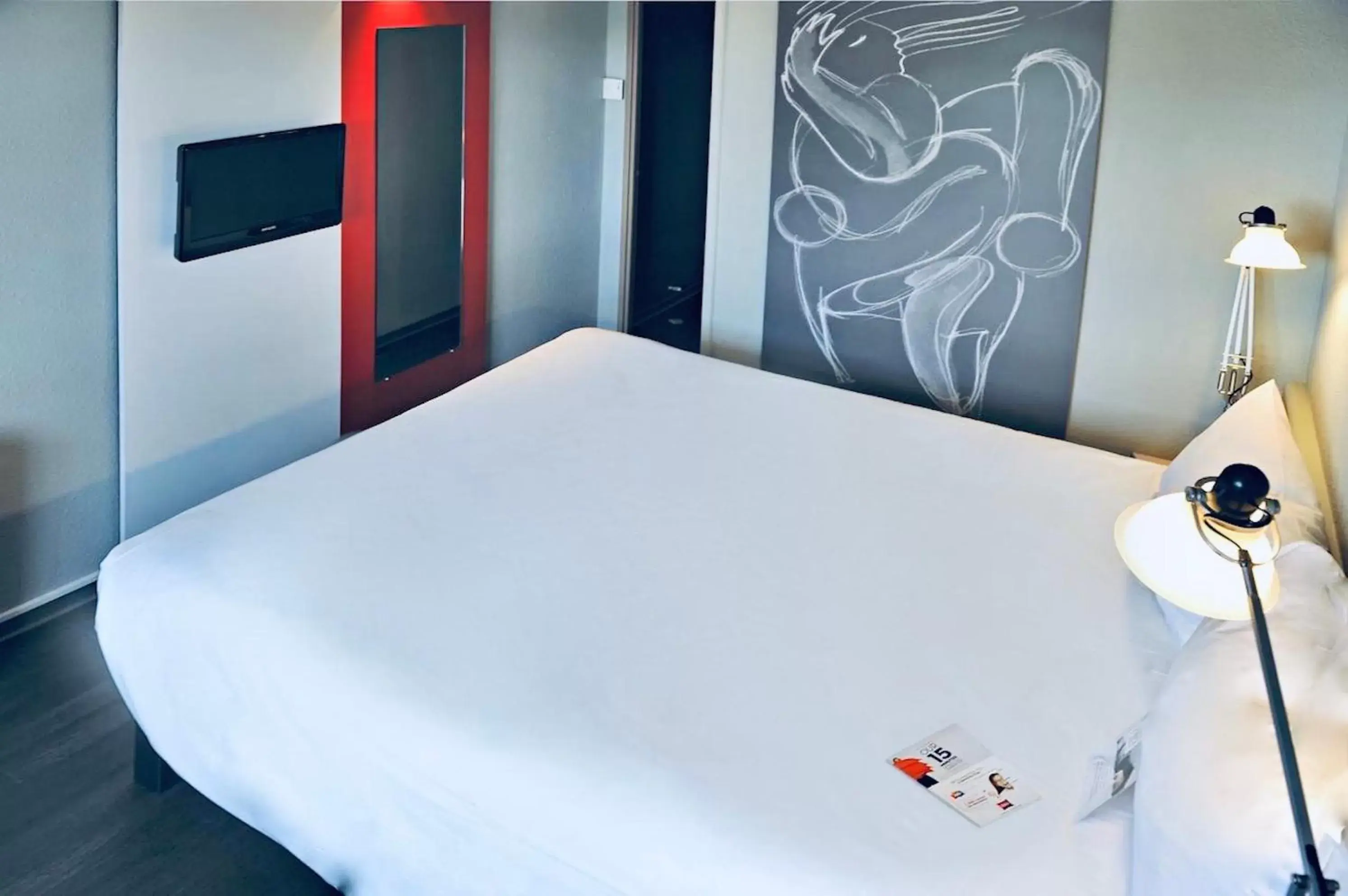 Bed in ibis Strasbourg Aéroport Le Zénith