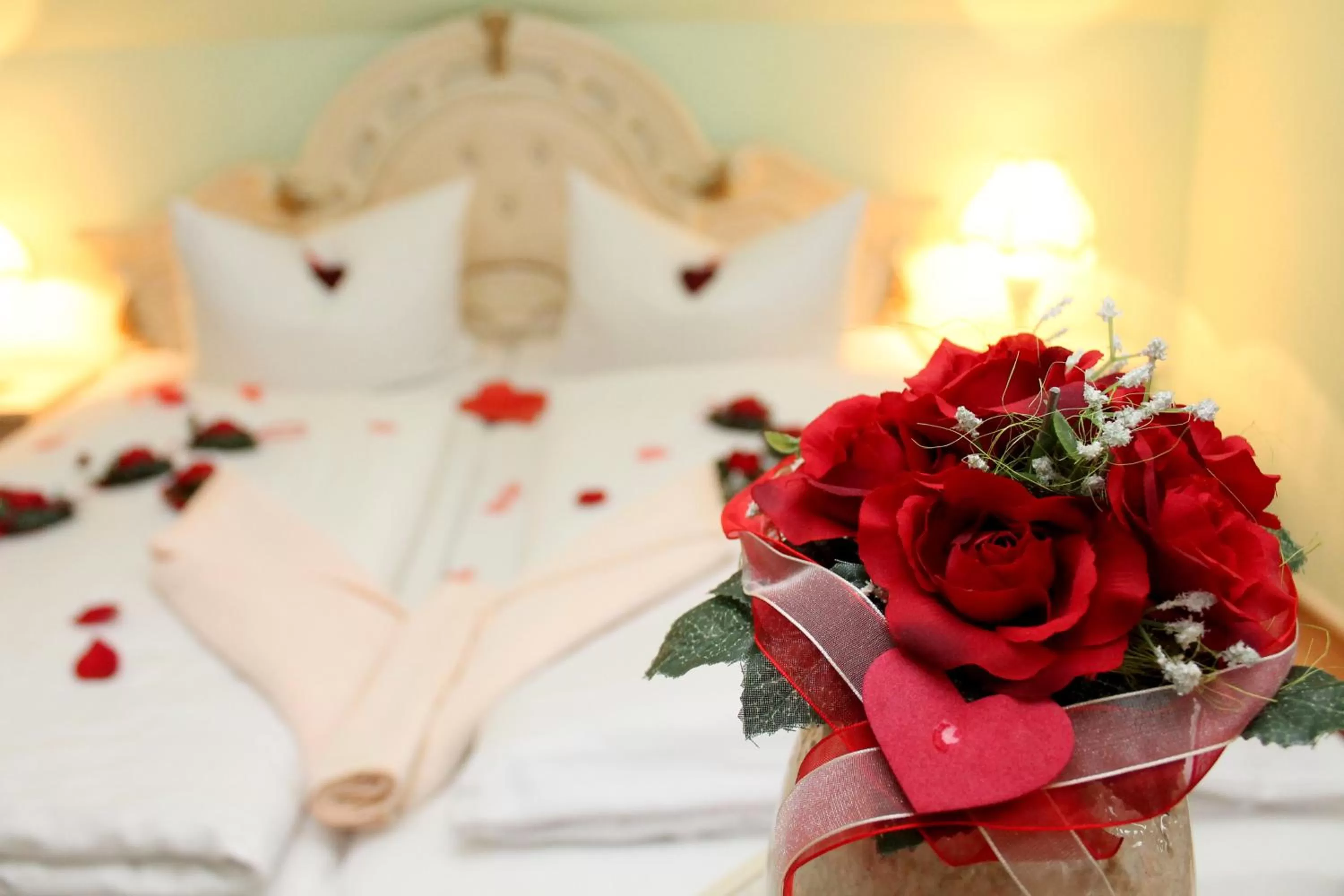 Decorative detail, Bed in Landgasthof Zur Goldenen Aue