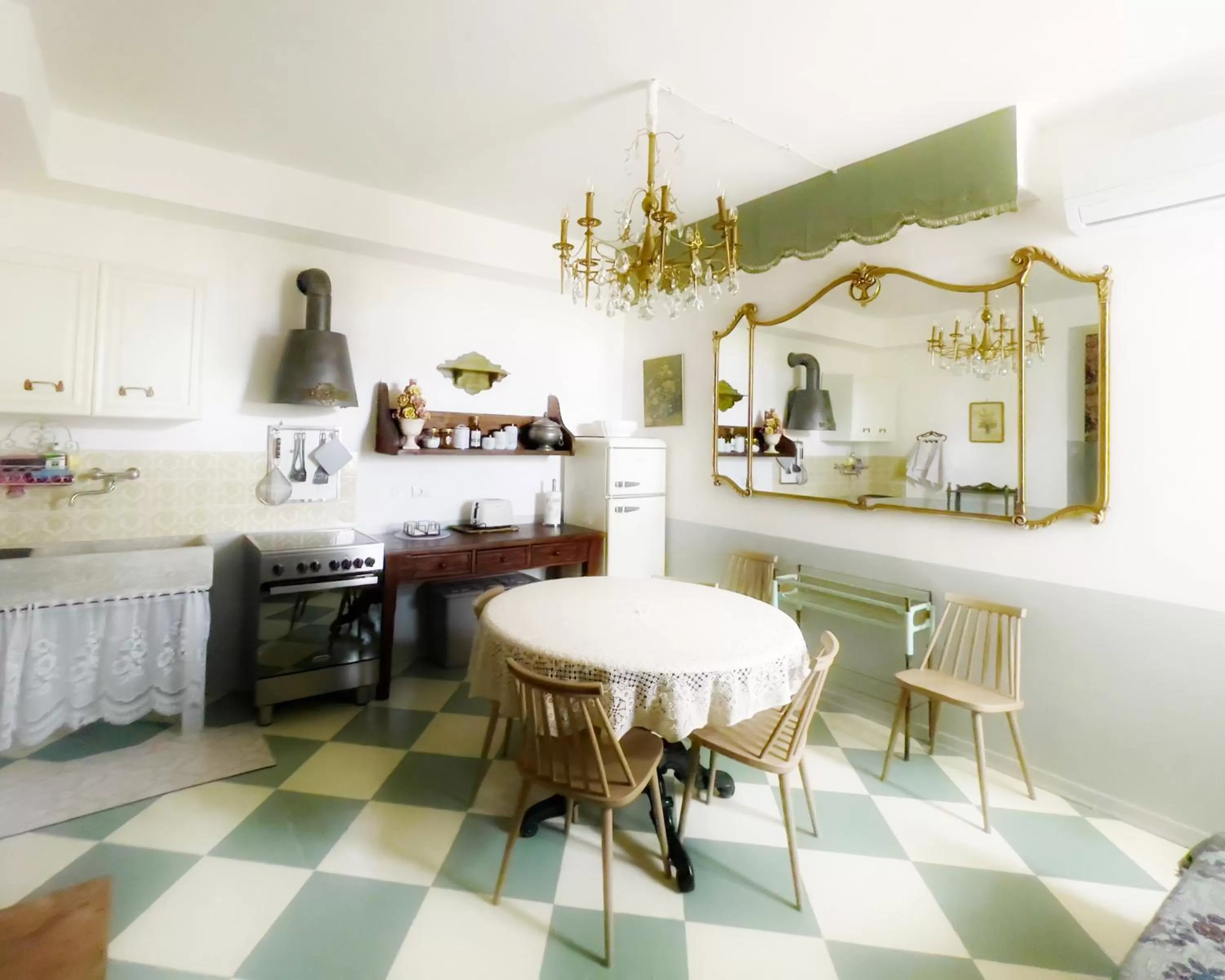 Kitchen/Kitchenette in Mapepa Village apartments