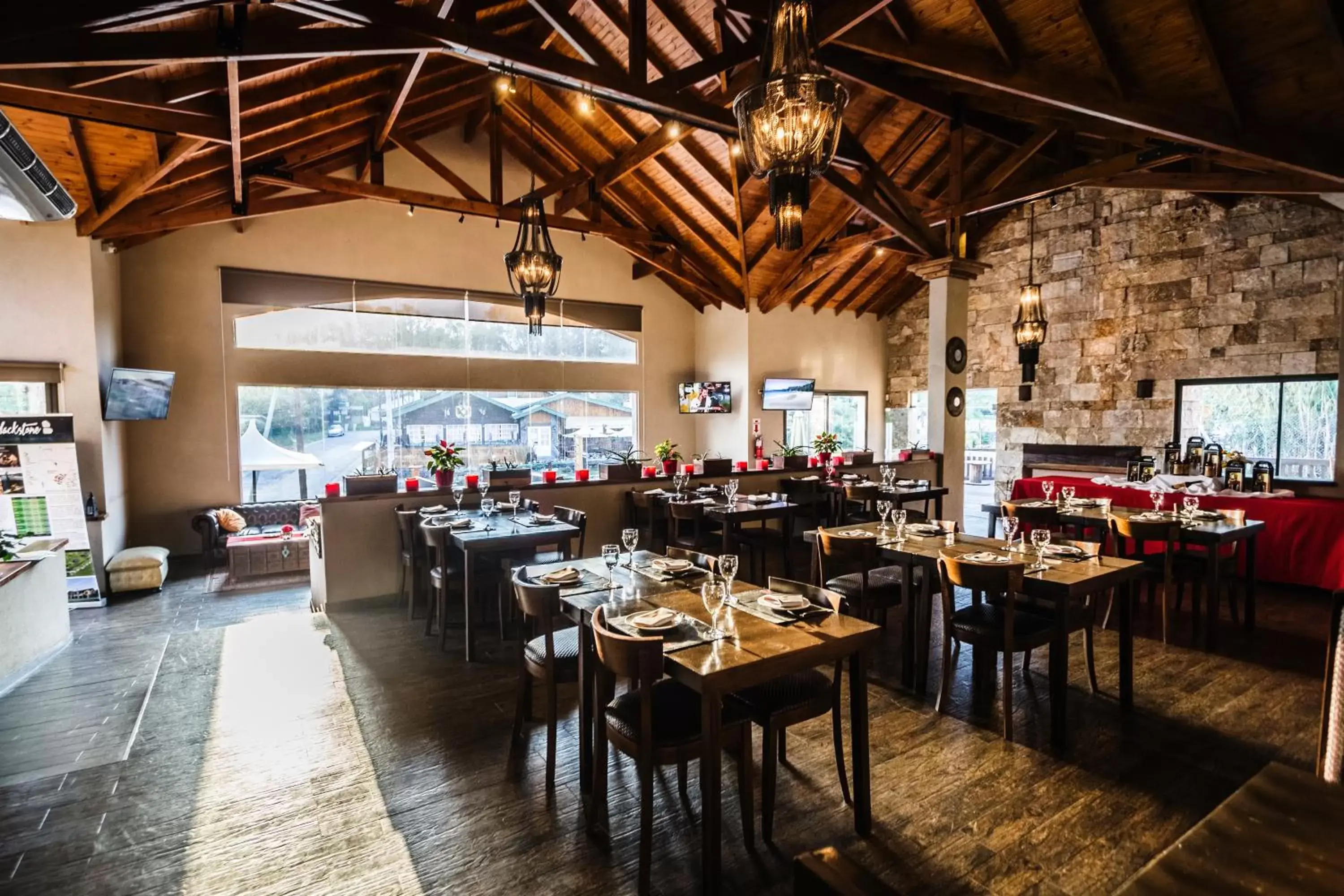 Restaurant/places to eat in BlackStone Apart Boutique Hotel Restaurant/places to eat in BlackStone Apart Boutique Hotel