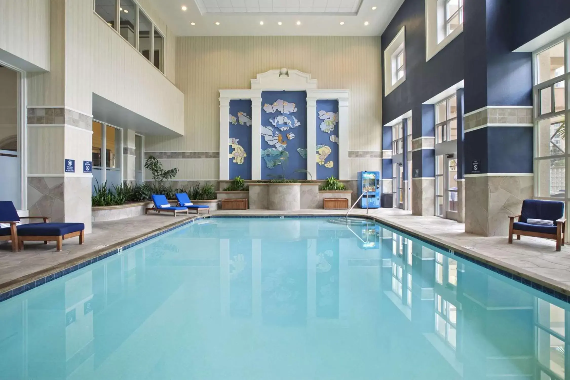 Pool view, Swimming Pool in Embassy Suites by Hilton San Diego Bay Downtown