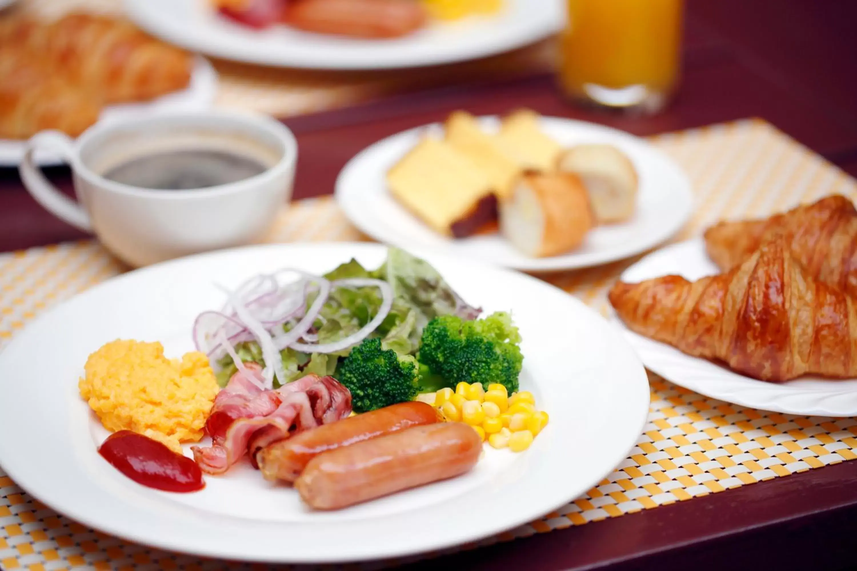 Buffet breakfast in Hotel Monterey Nagasaki