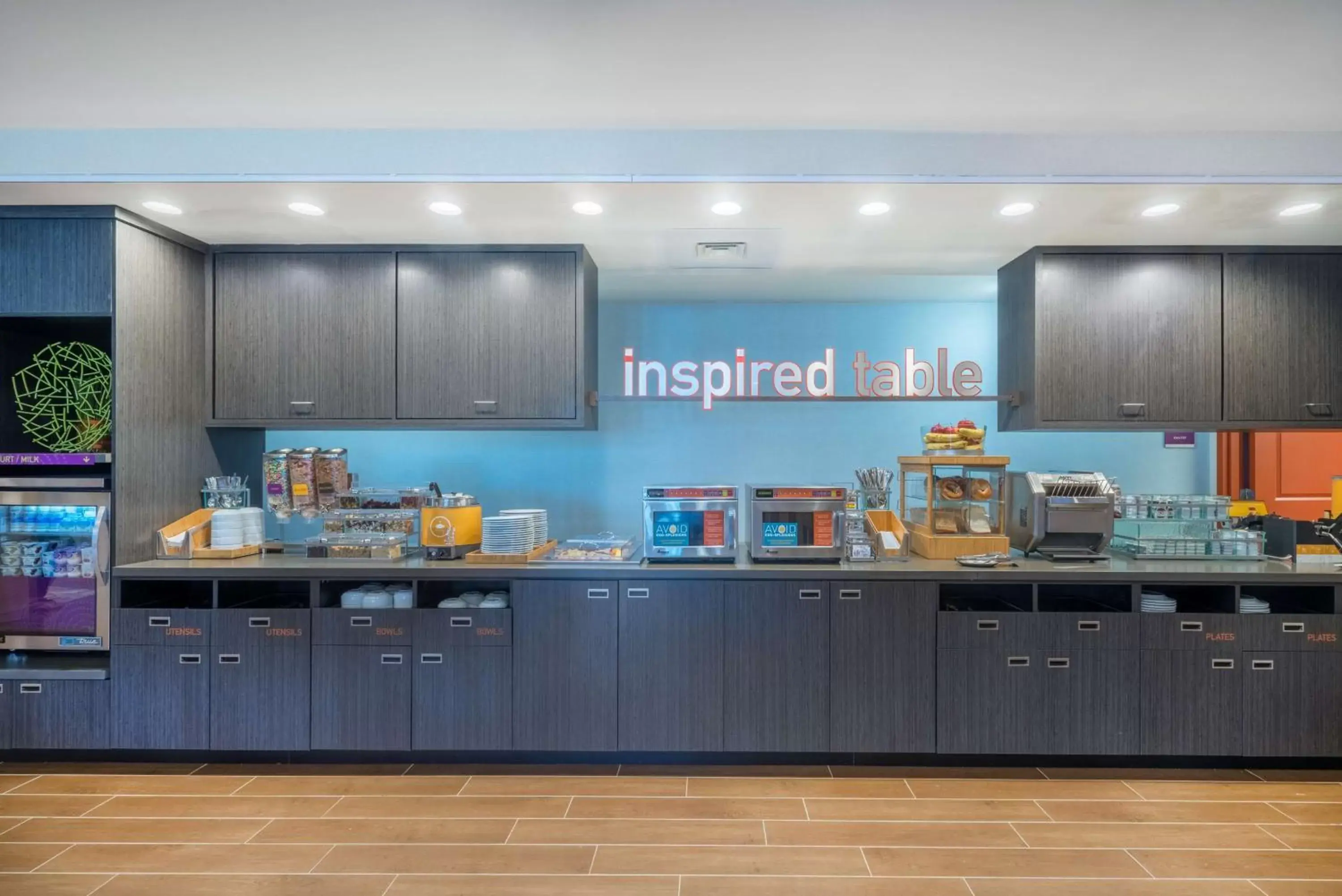 Food and drinks in Home2 Suites By Hilton Bowling Green Food and drinks in Home2 Suites By Hilton Bowling Green