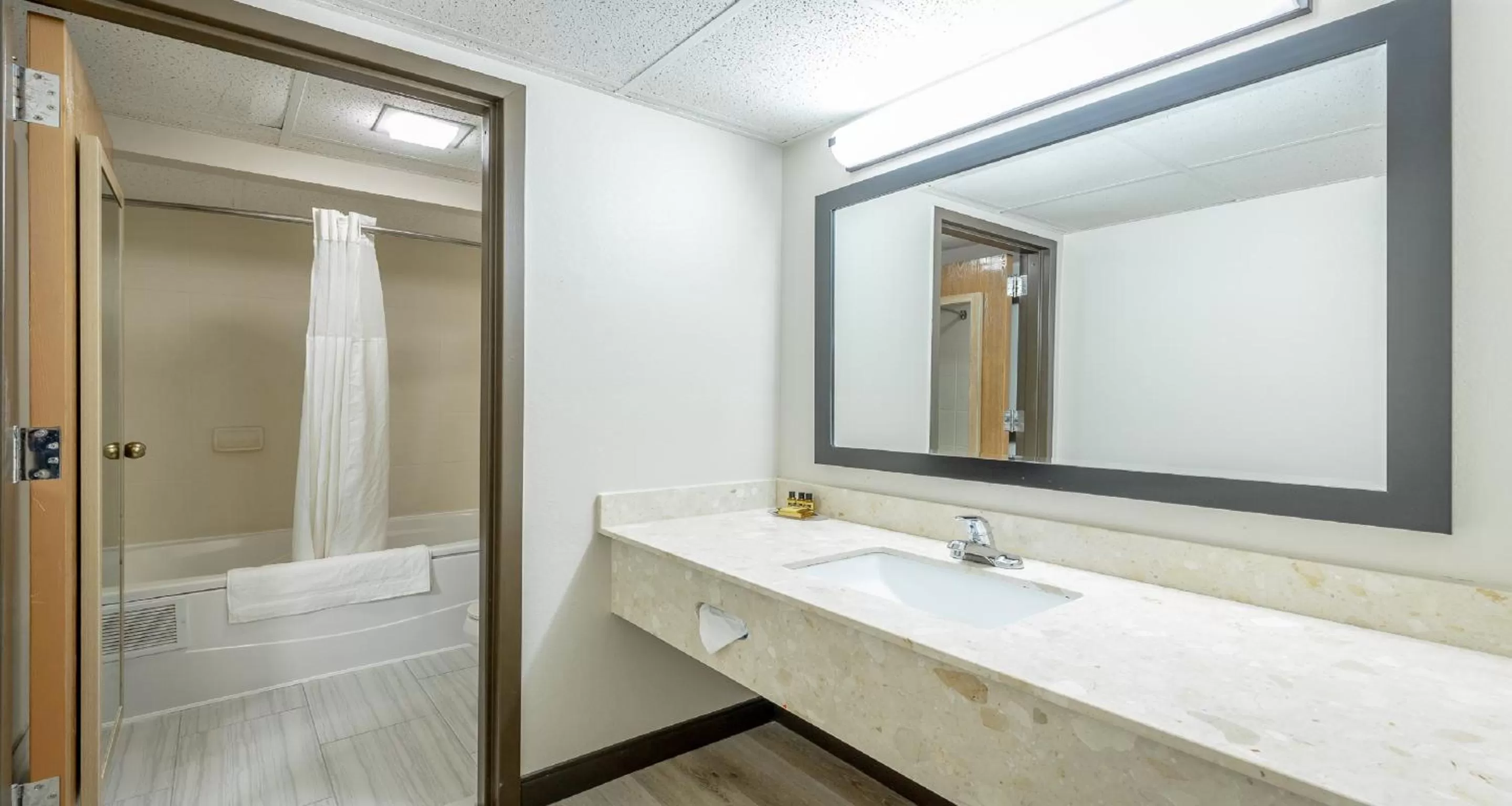 Bathroom in Best Western Plus Arbour Inn and Suites