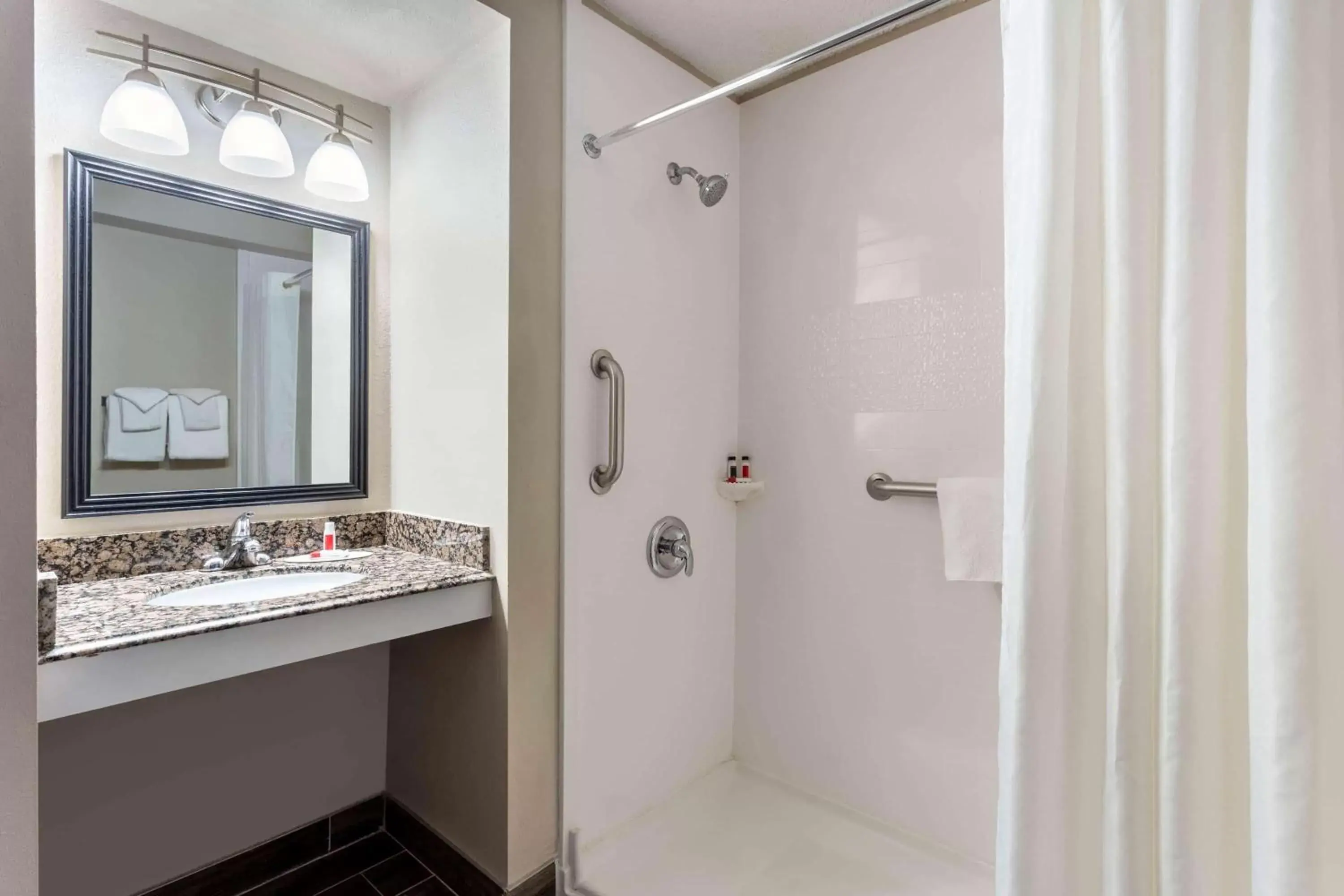 Shower, Bathroom in Baymont by Wyndham Rochester Mayo Clinic Area