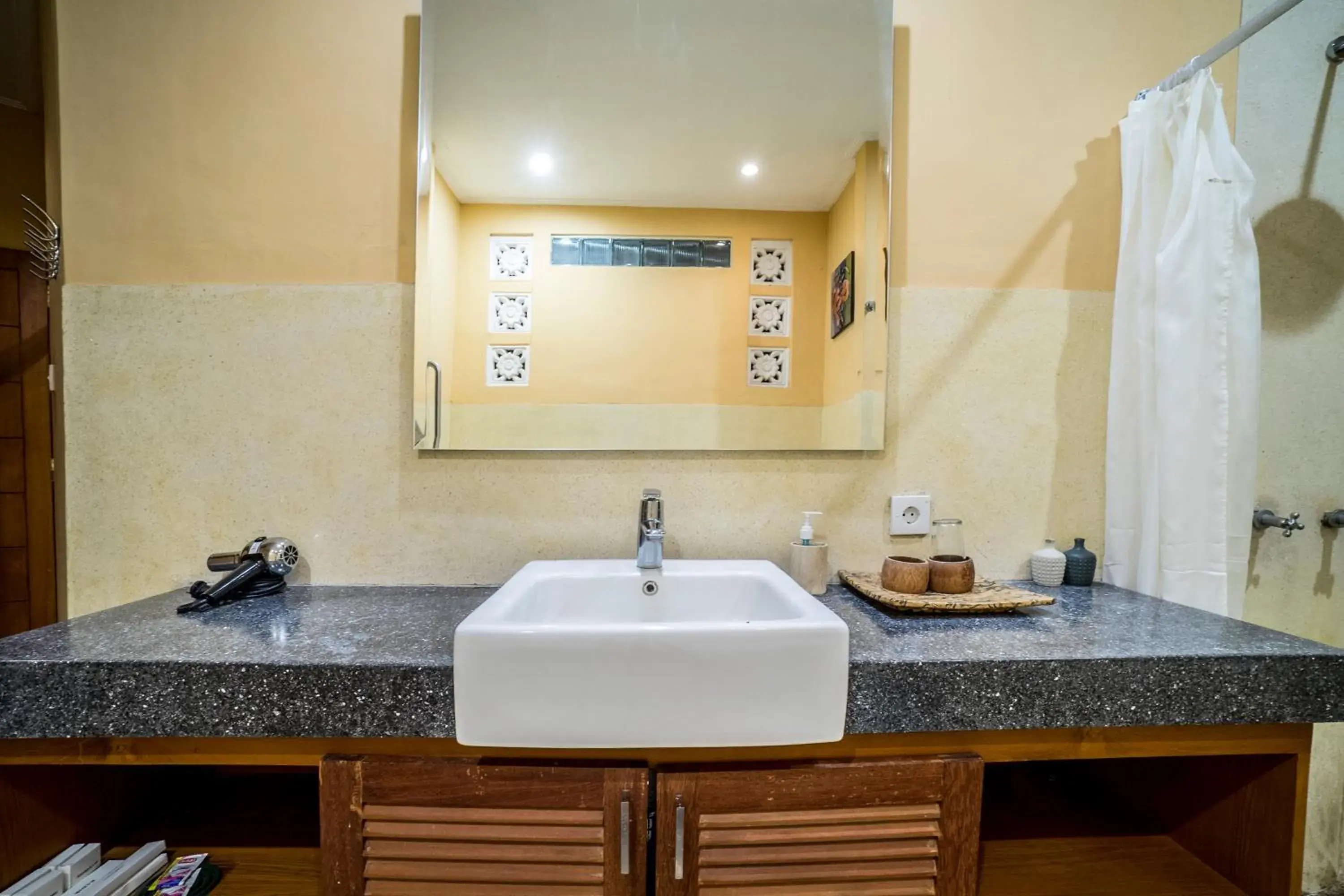 Bathroom in Gajah Biru Bungalows
