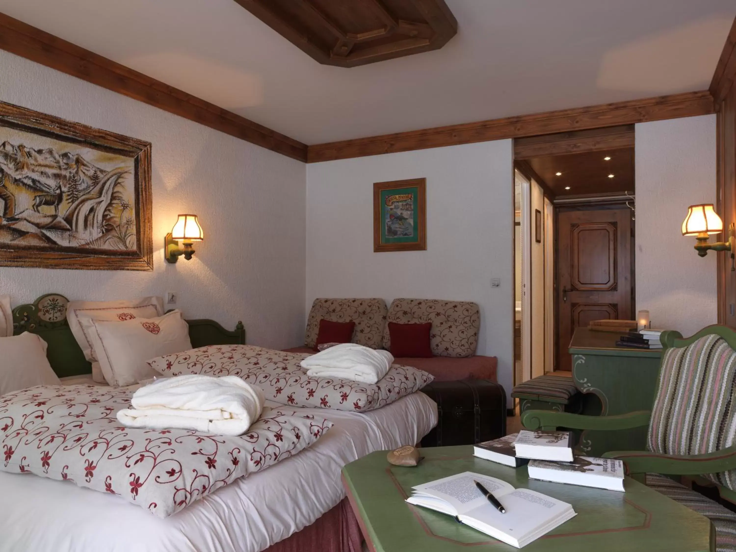 Bed, Room Photo in Hôtel Macchi Restaurant & Spa