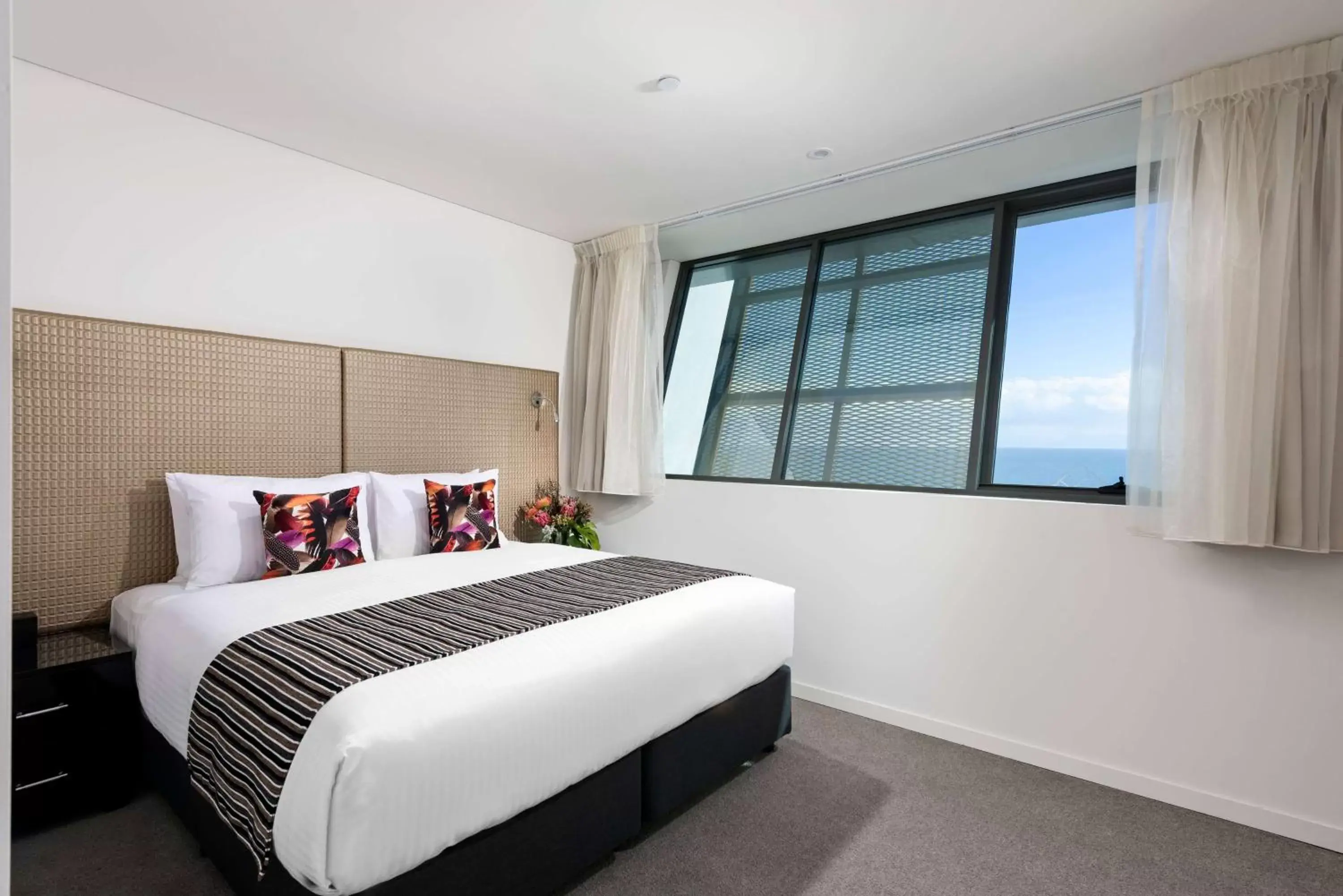 Photo of the whole room, Bed in Ramada by Wyndham VetroBlu Scarborough Beach