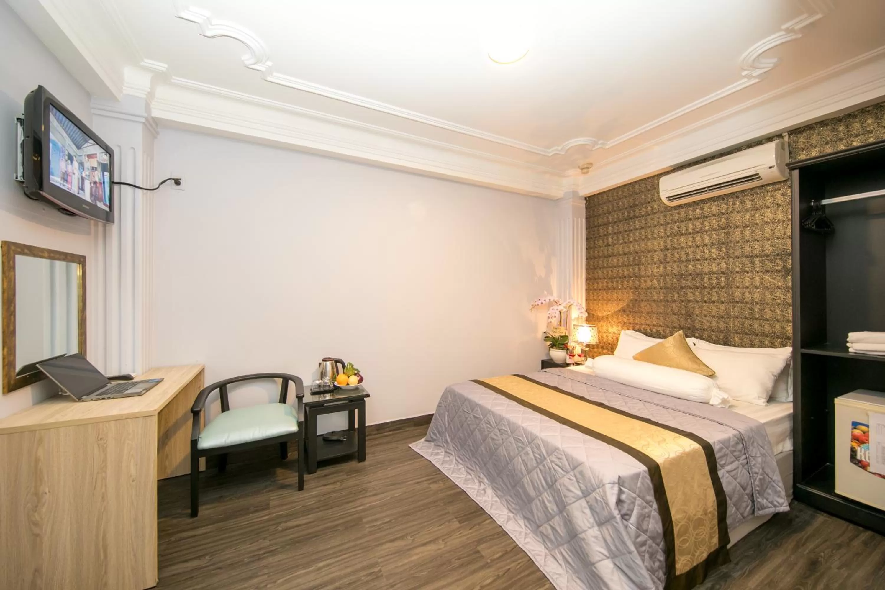 Pets, Bed in Nouveau Happy Inn - Bến Thành