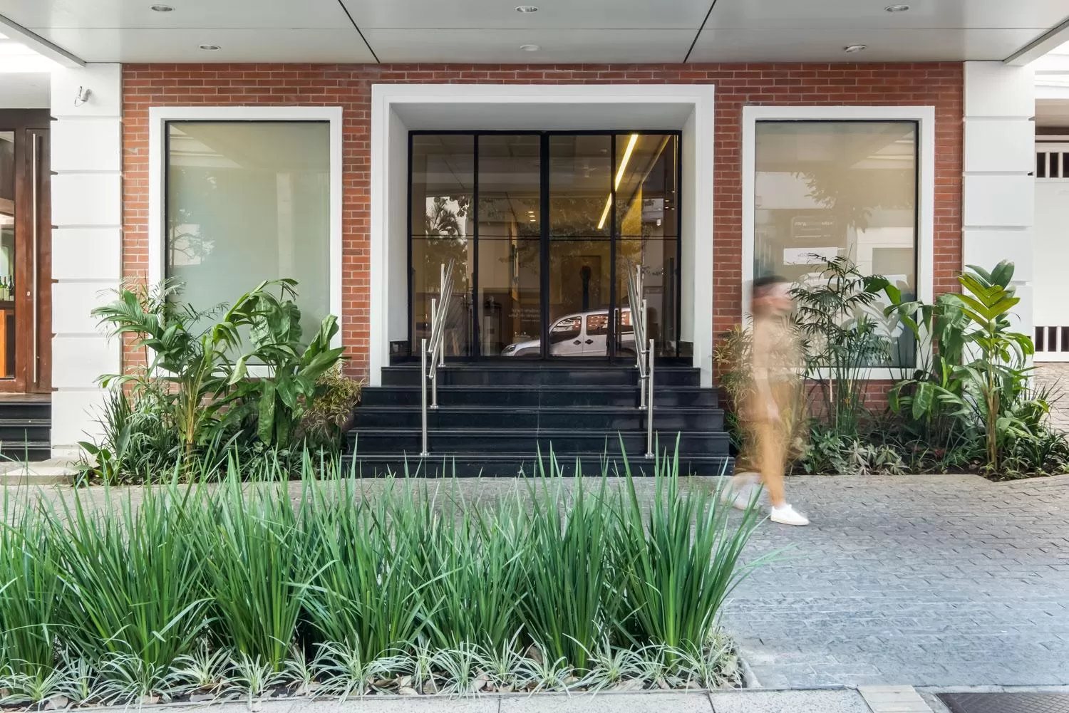 Street view in Regent Park Suite Hotel