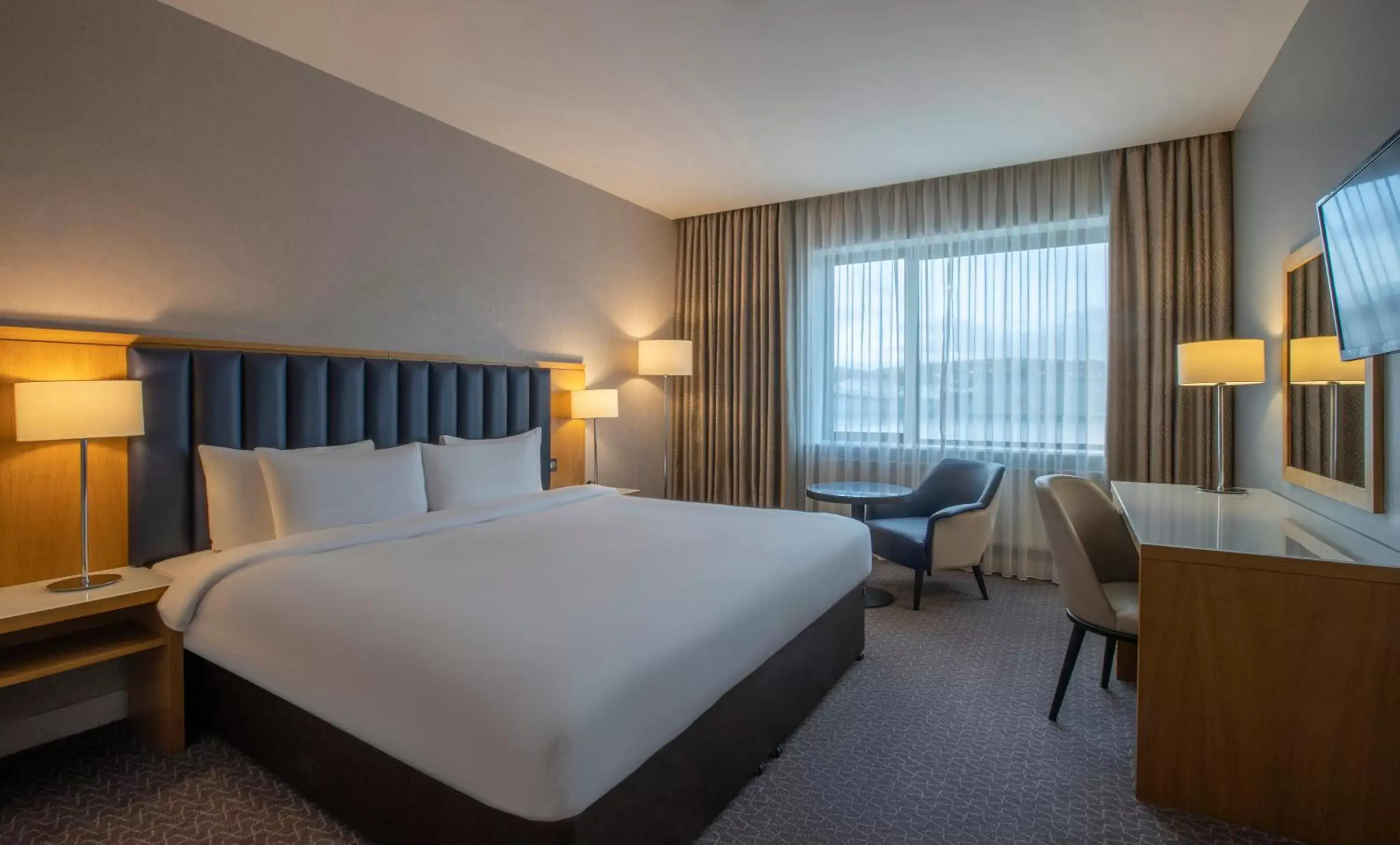 Bedroom, Bed in Radisson Blu Hotel, Letterkenny