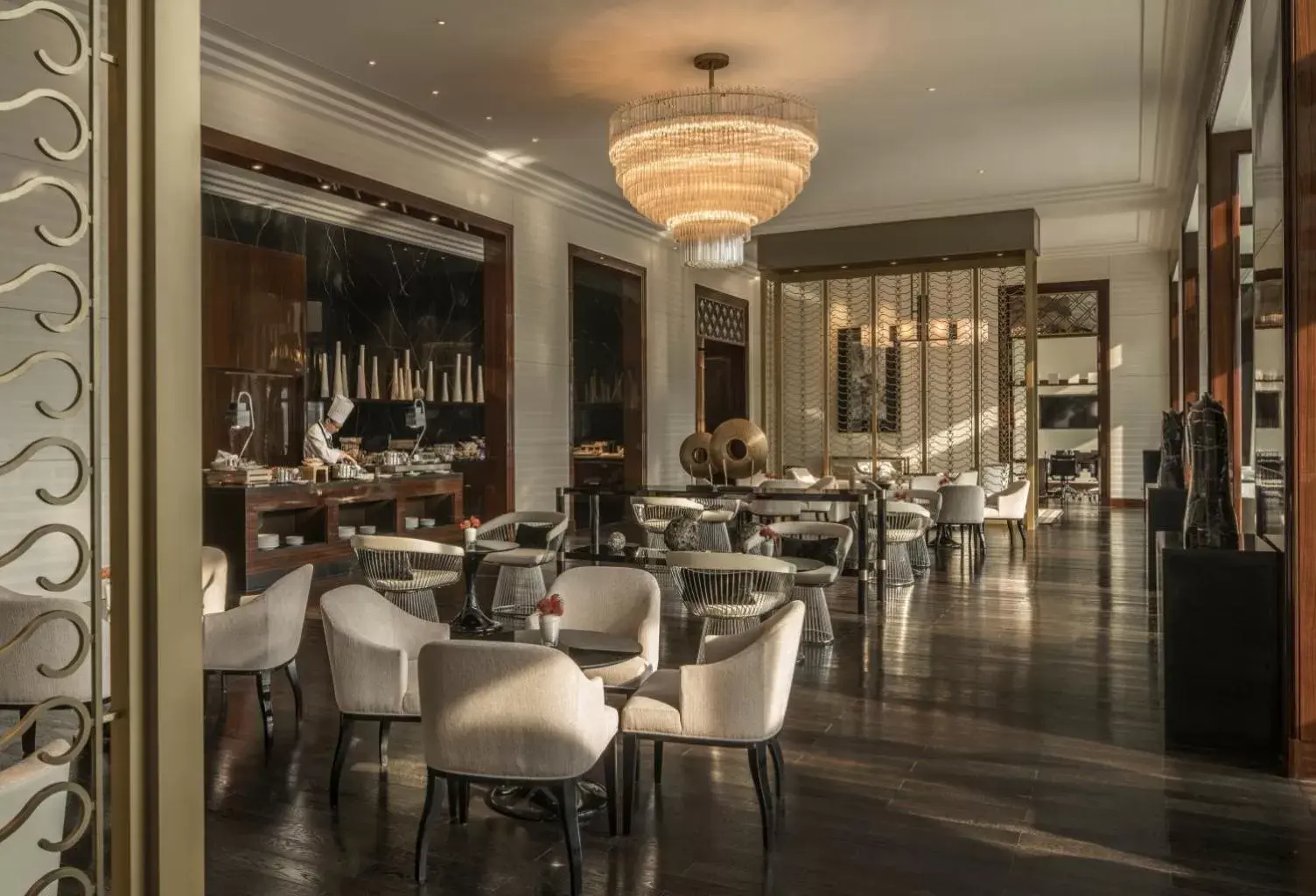 Lounge or bar, Restaurant/Places to Eat in Four Seasons Hotel Tianjin