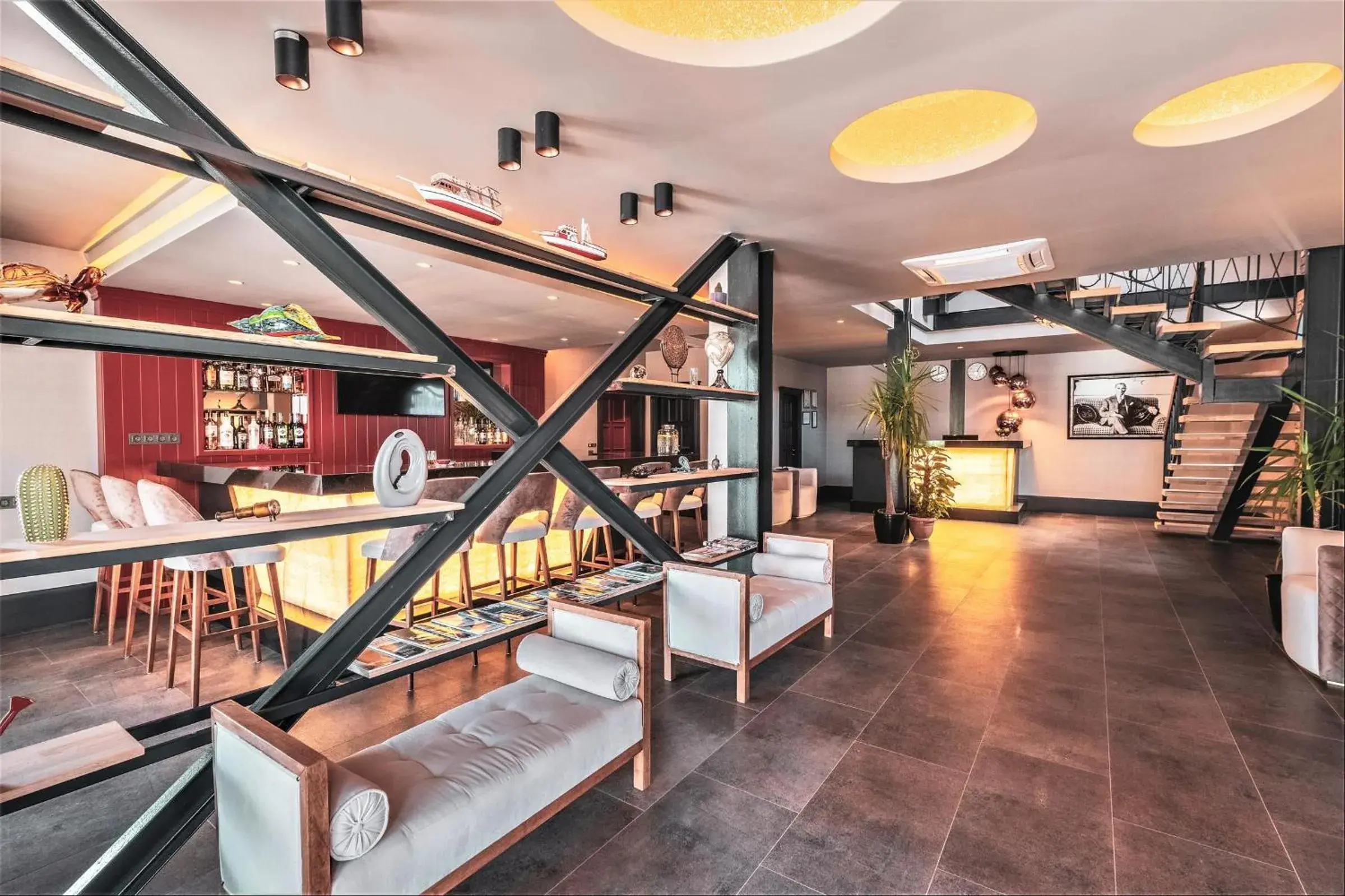 Lounge or bar in Hotel Marina Bay Göcek Lounge or bar in Hotel Marina Bay Göcek