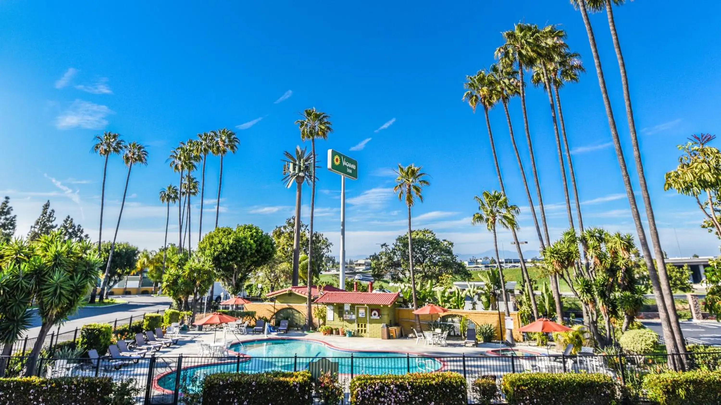 Bird's eye view, Pool View in Vagabond Inn Costa Mesa