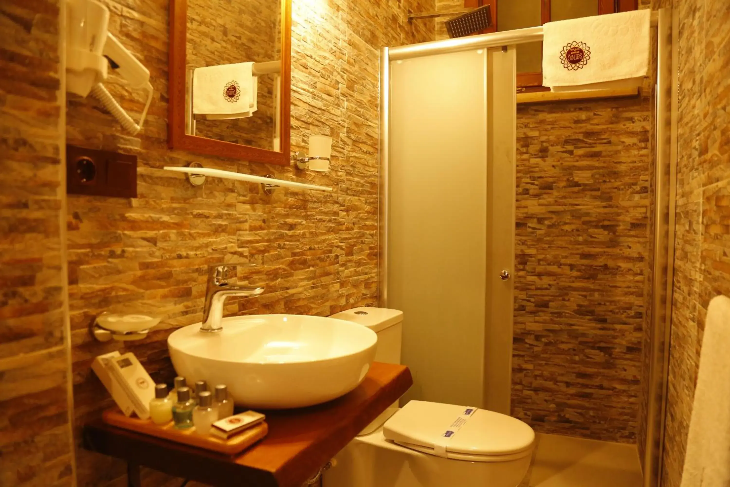 Bathroom in Sarnıç Butik Otel
