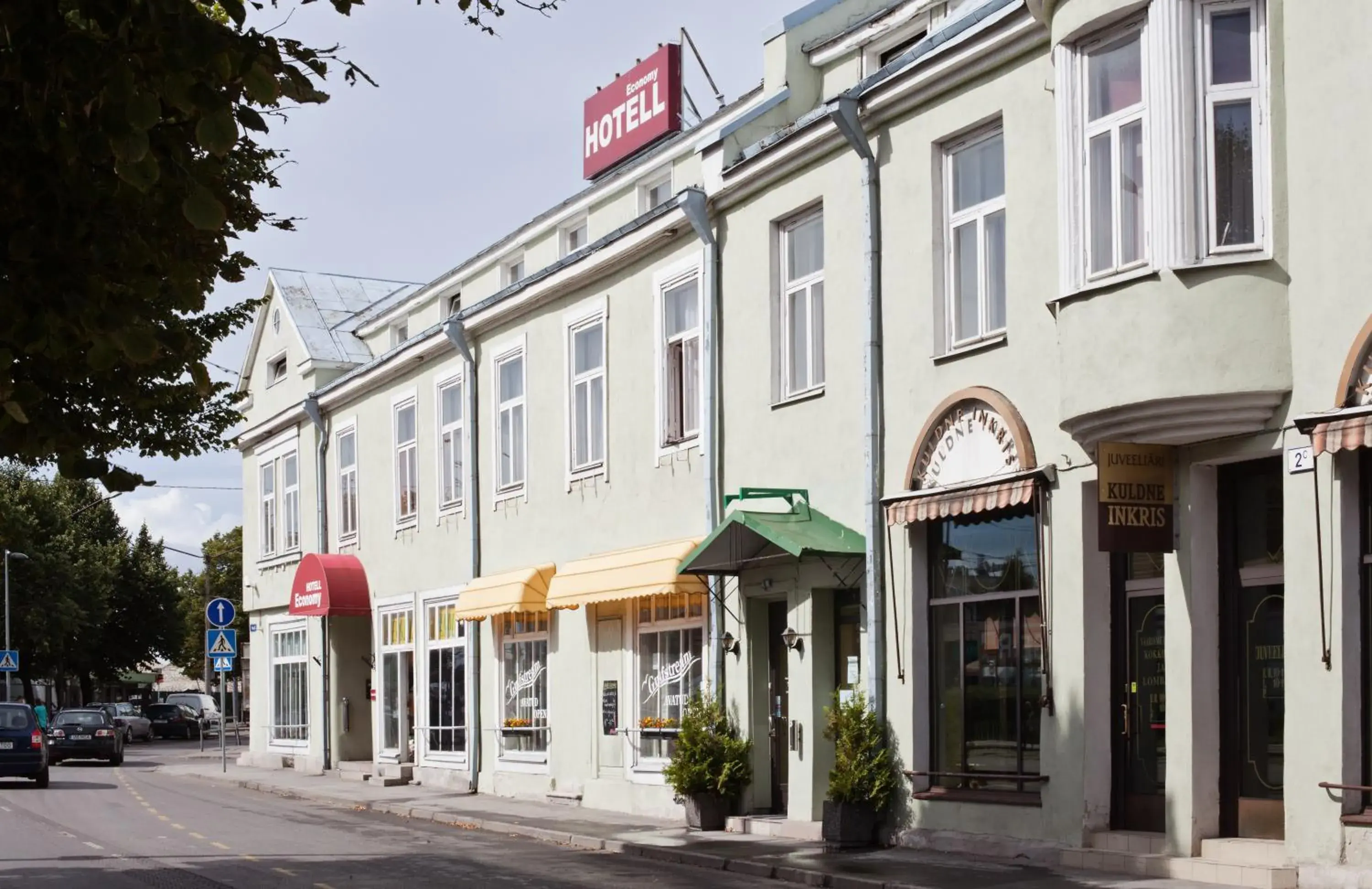 Facade/entrance, Property Building in Economy Hotel