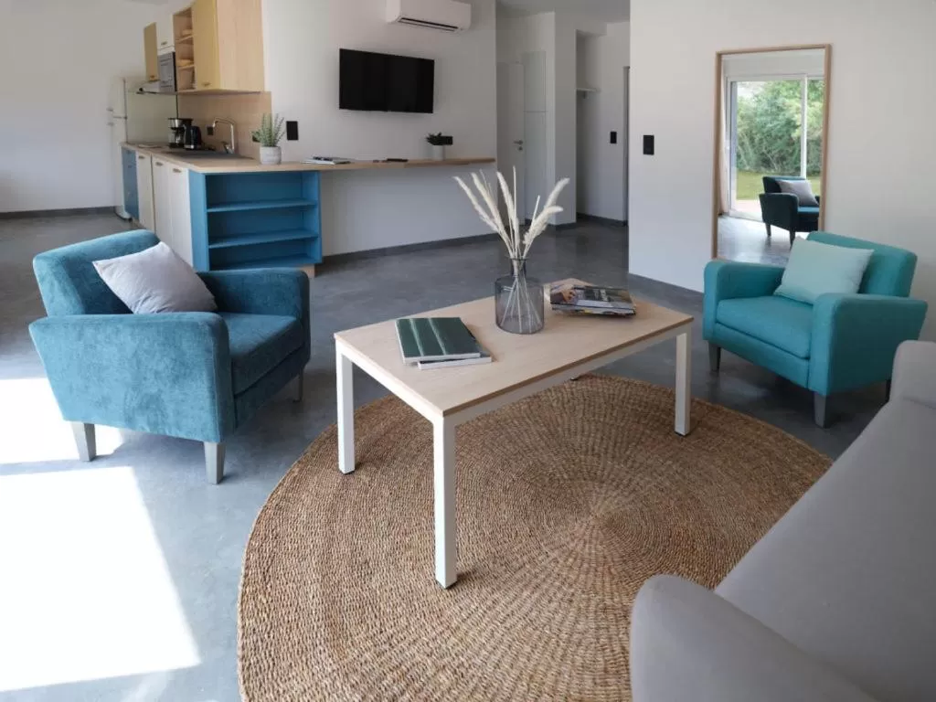 Living room, Seating Area in Côté Océan Resort