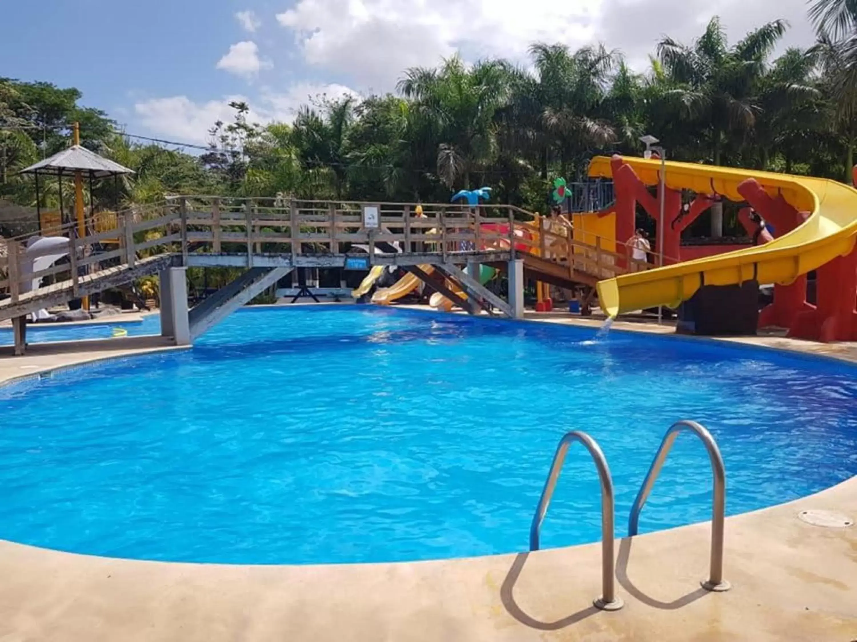 Swimming pool, Water Park in La Boya Hotel y Parque Acuático