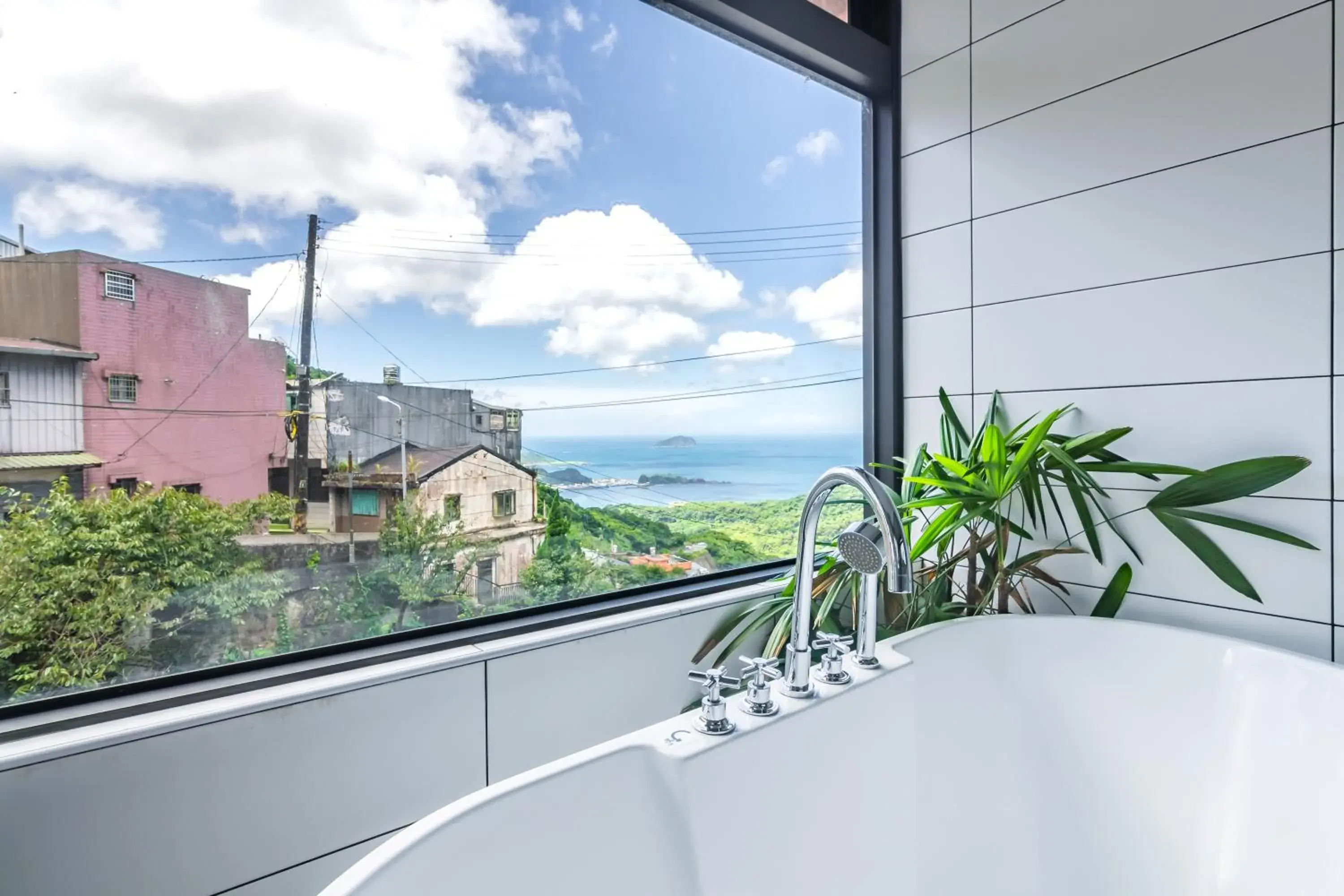 Bath, Bathroom in H& Jiufen Ore Inn