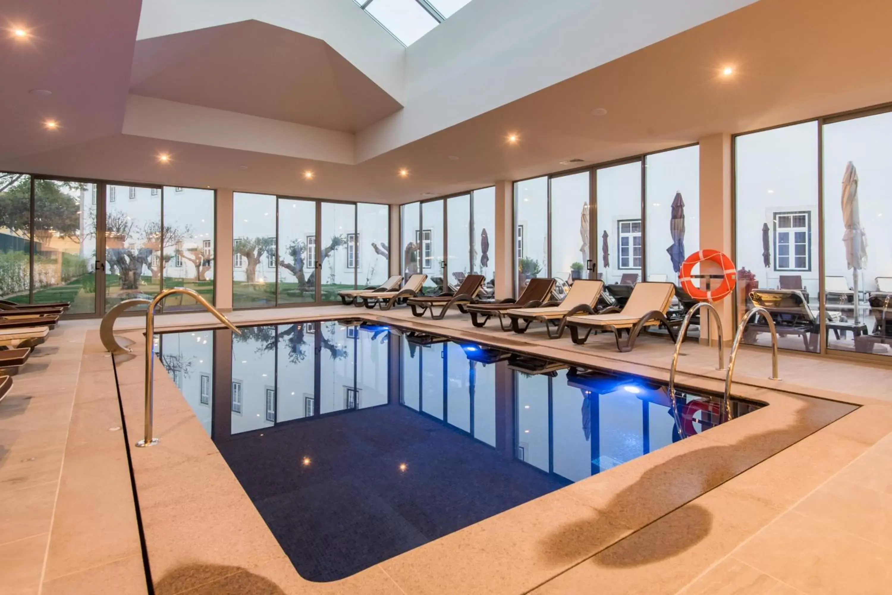 Swimming pool in Vila Gale Collection Elvas Swimming pool in Vila Gale Collection Elvas