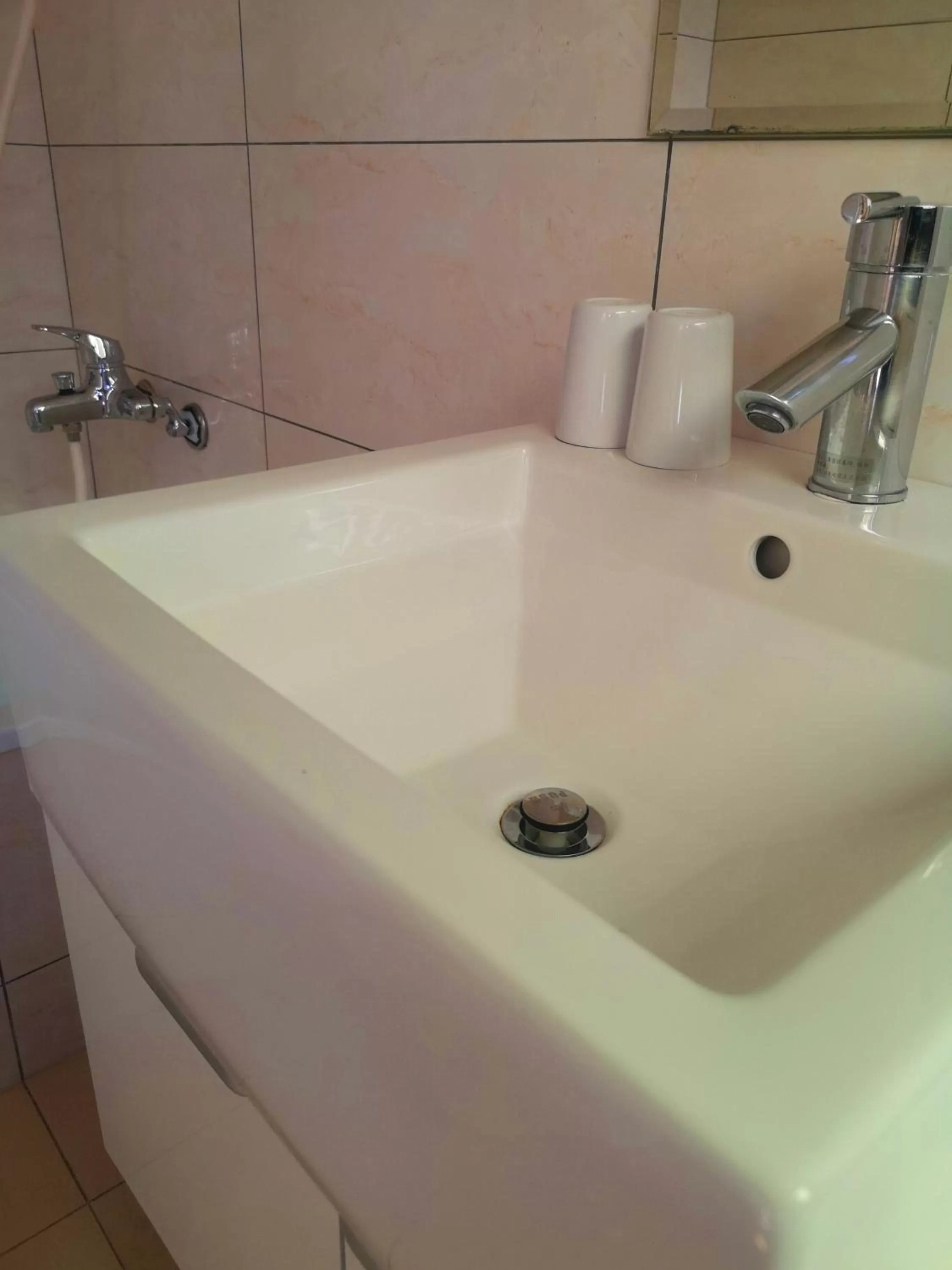 Bathroom in Chengdian Hotel