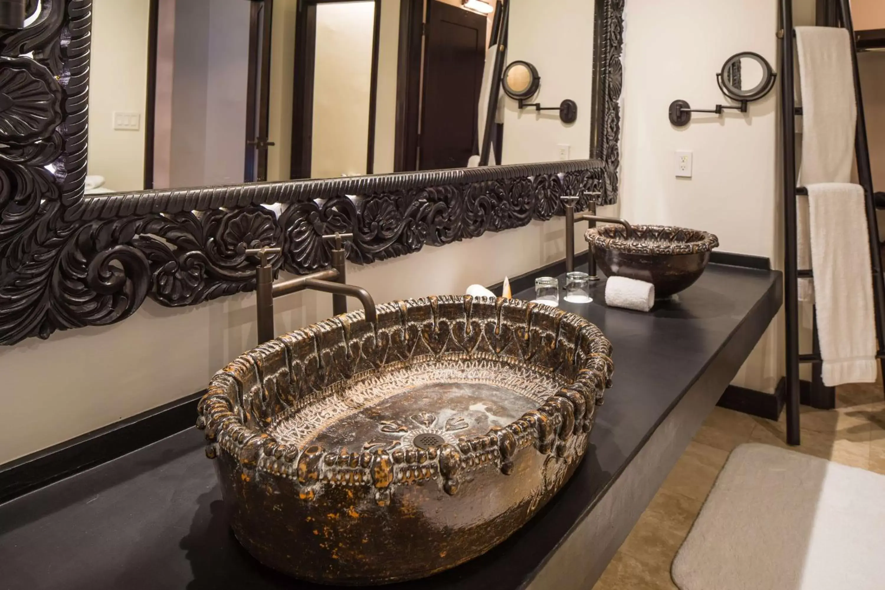 Bathroom in Hilton Vacation Club Cabo Azul Los Cabos