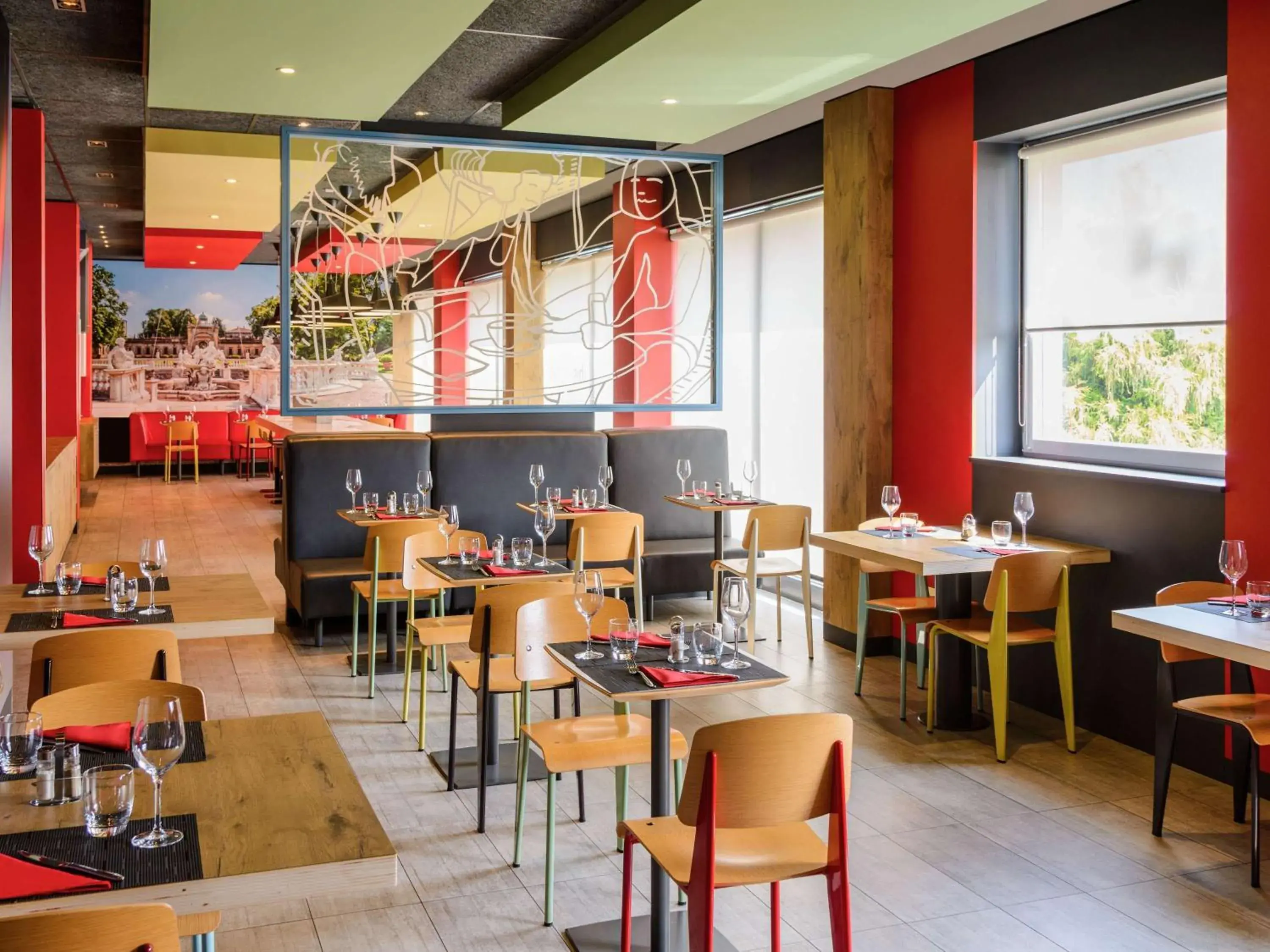 Restaurant/Places to Eat in Ibis Milano Fiera