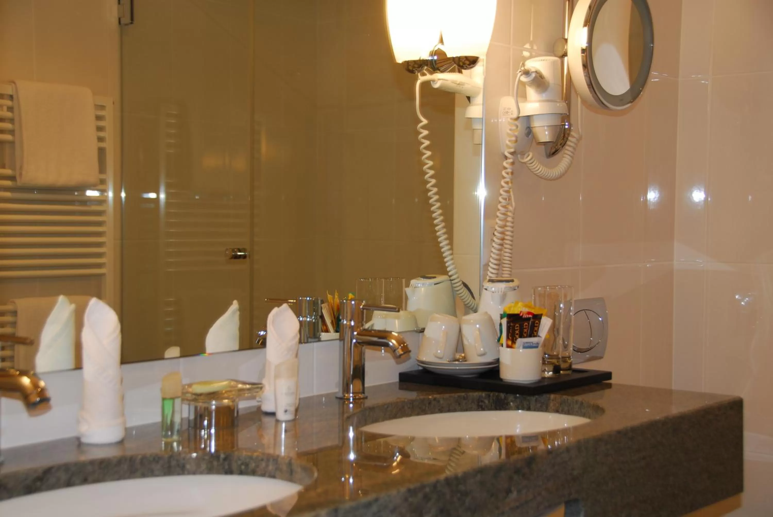 Coffee/tea facilities in Hotel Engiadina