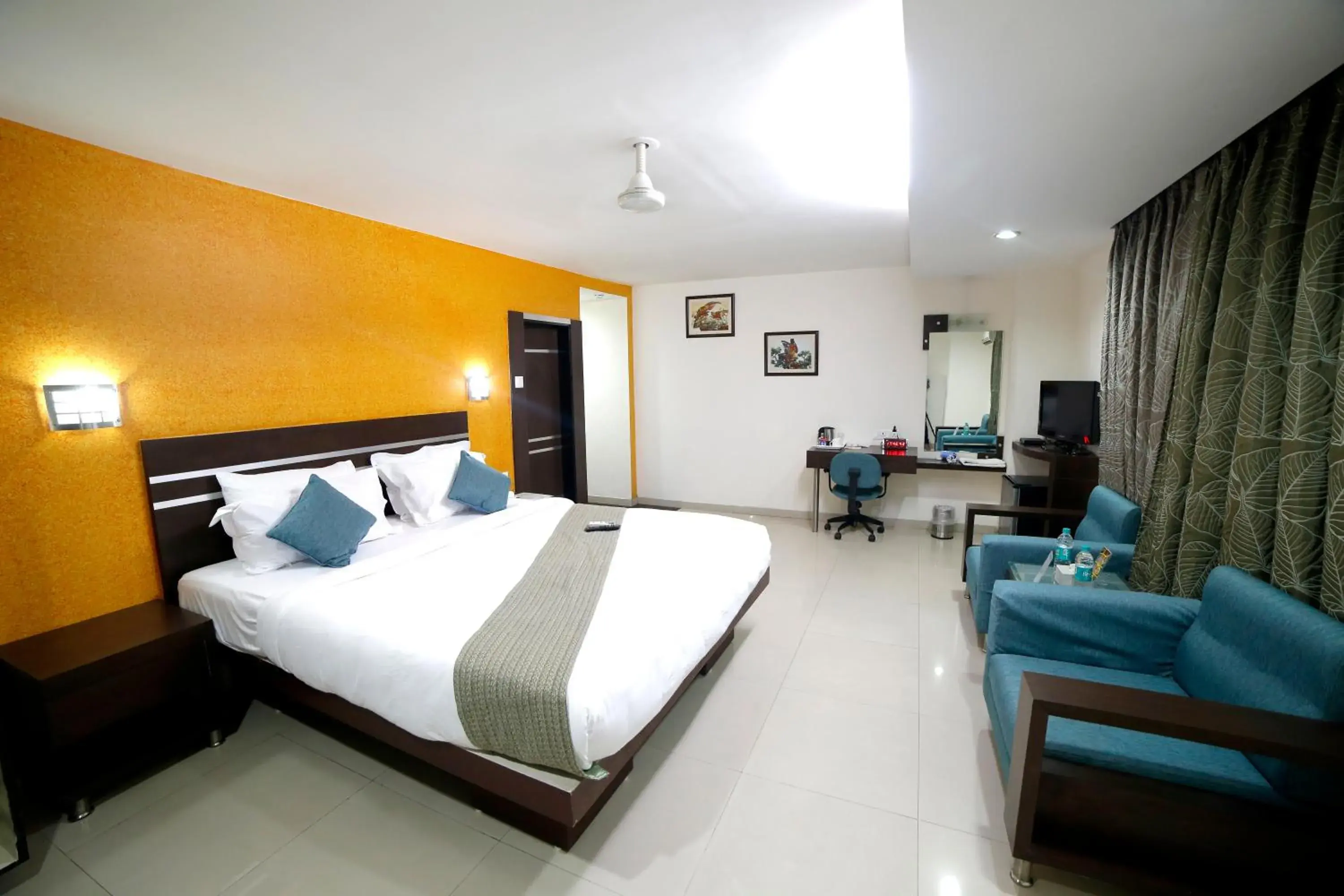 Super Deluxe Double Room - single occupancy in Best Western Yuvraj Super Deluxe Double Room - single occupancy in Best Western Yuvraj