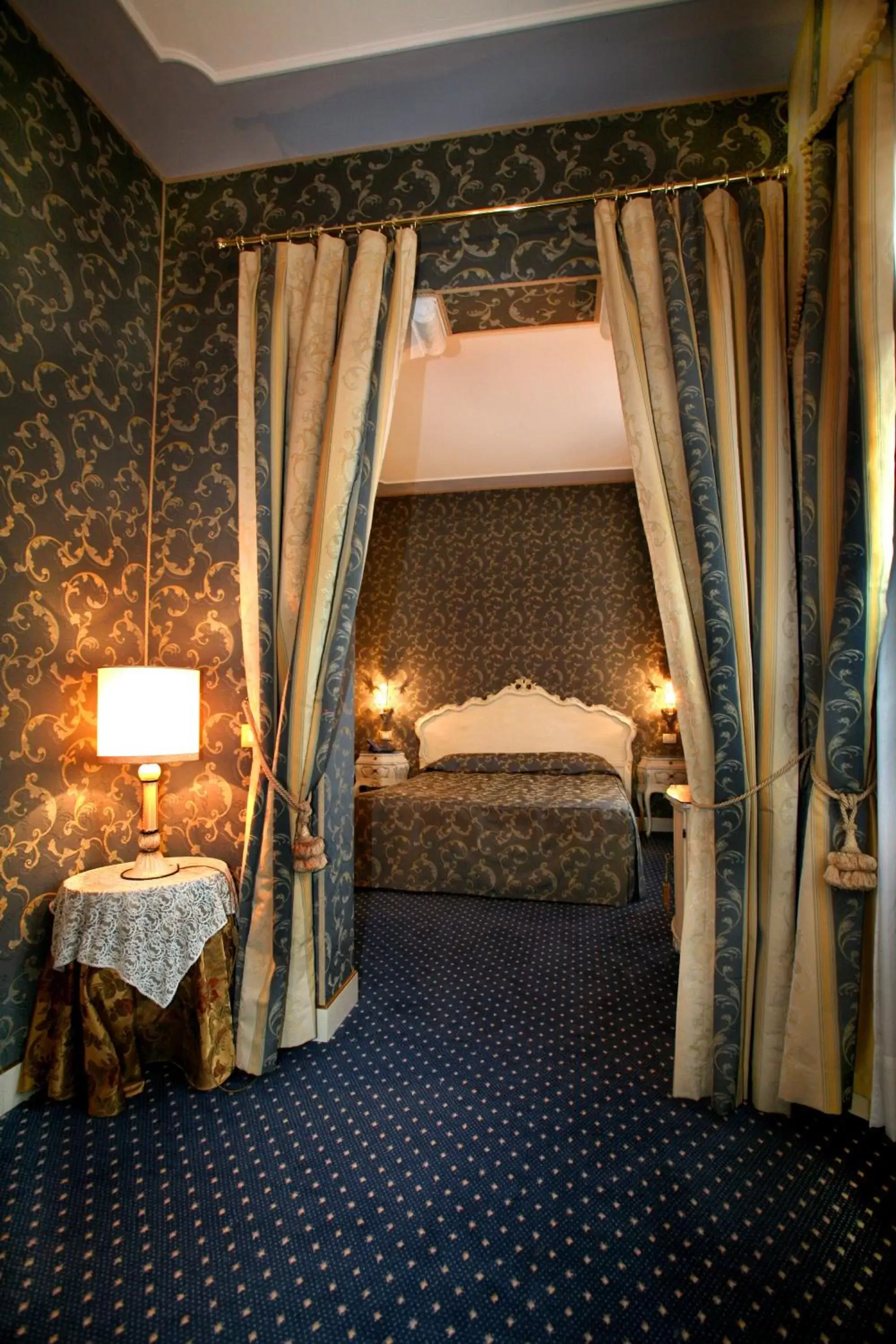 Photo of the whole room, Bed in Locanda Ca' del Brocchi