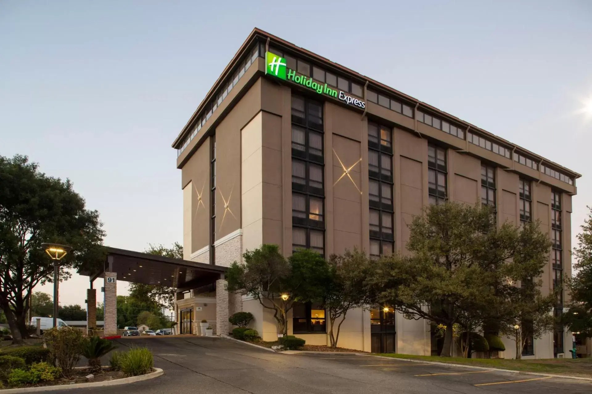 Property Building in Holiday Inn Express - San Antonio Airport, an IHG Hotel