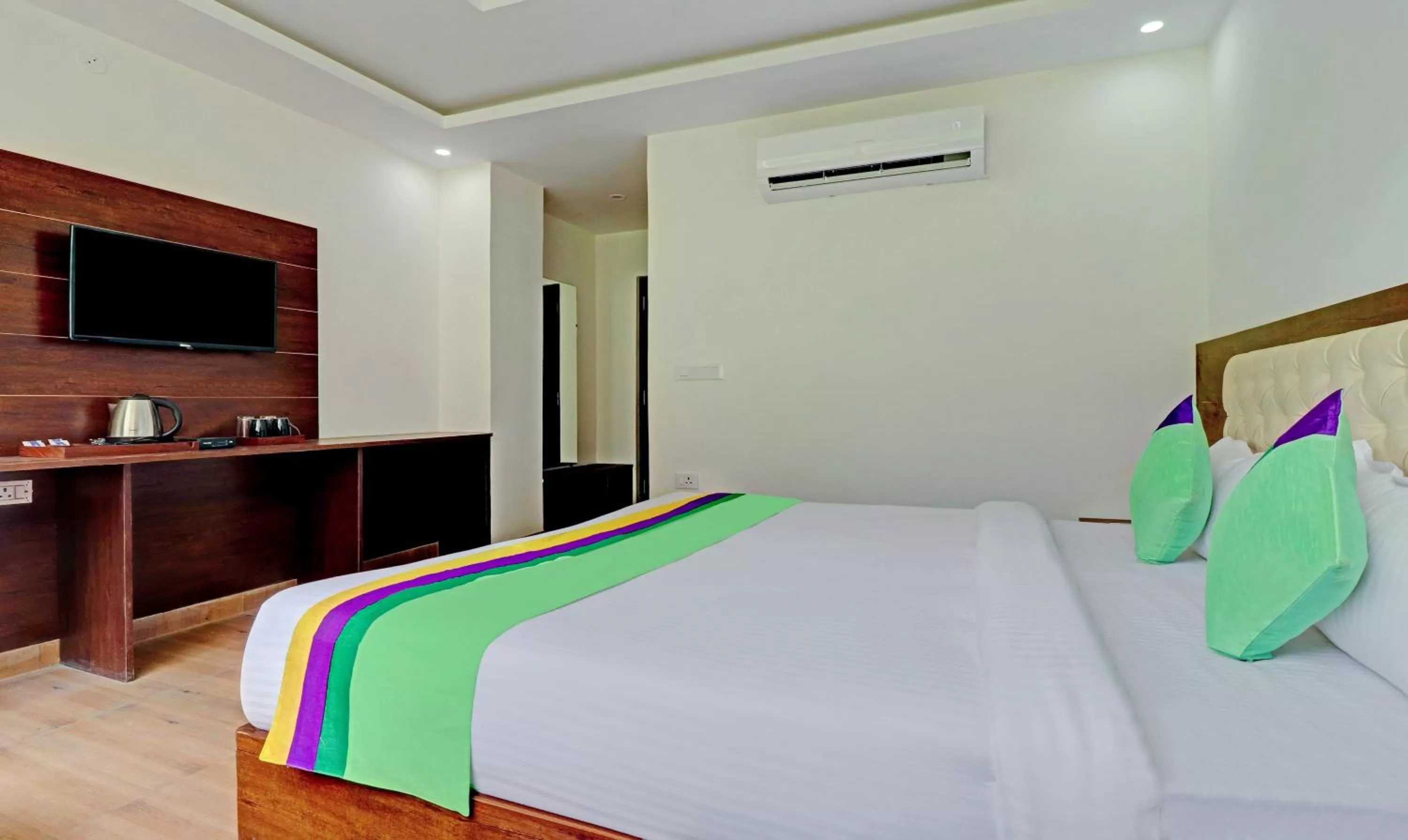 Bed in Hotel Hidden Delight Rishikesh