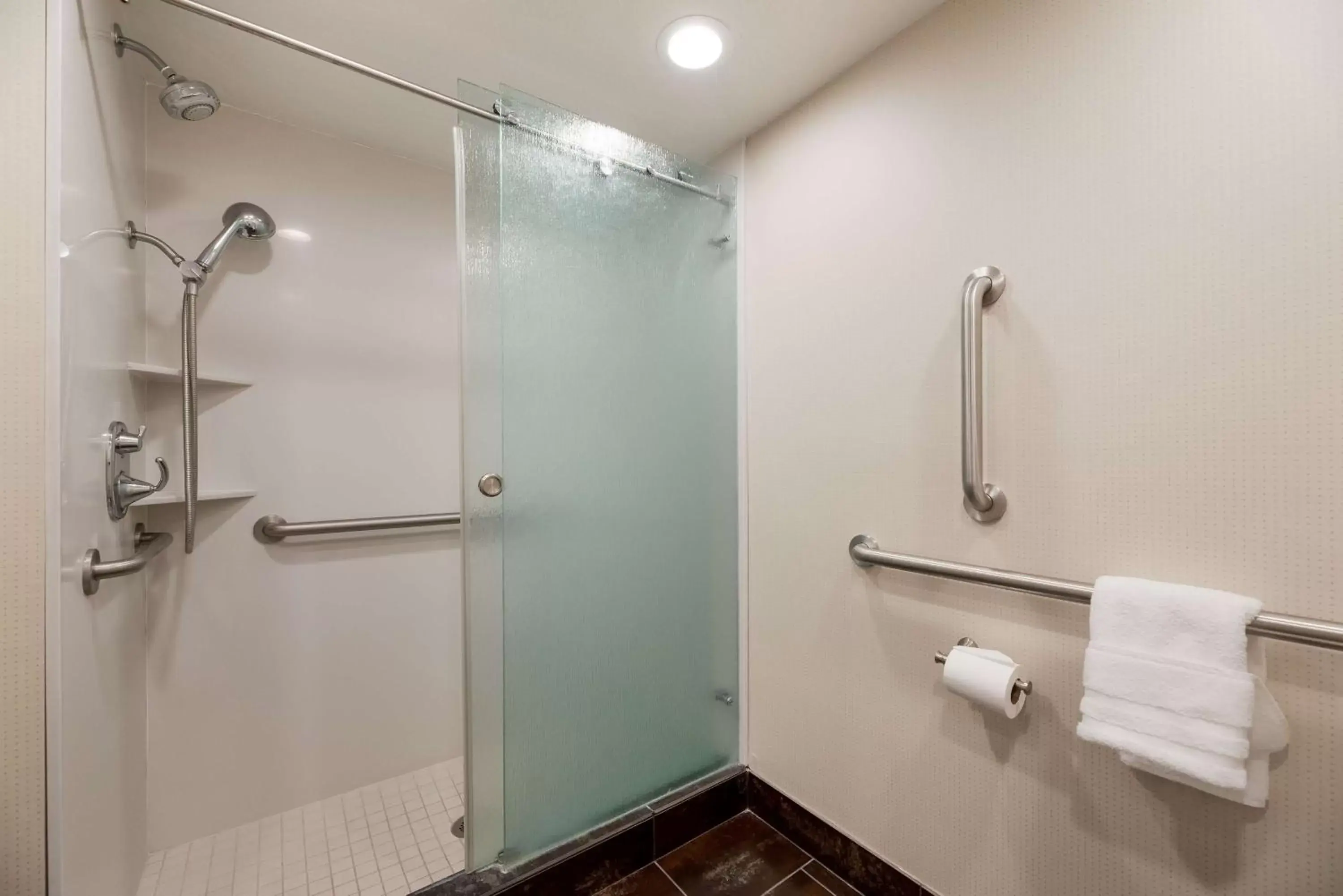 Bathroom in Best Western Plus Cedar City