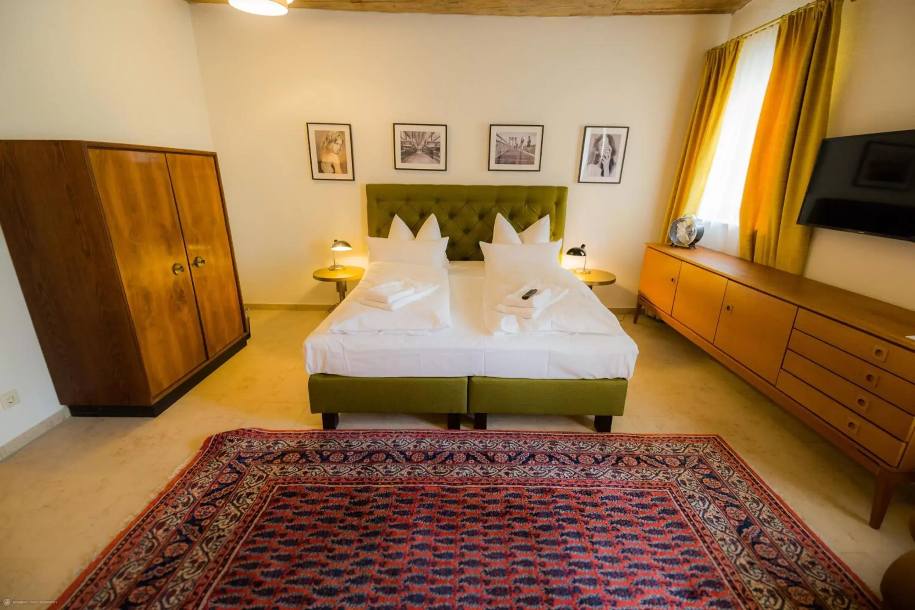 Bedroom, Bed in Hotel Luis Stadl