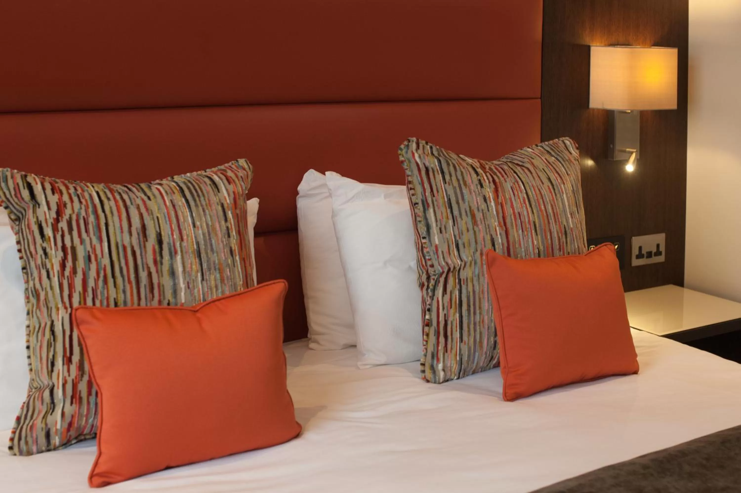 Decorative detail, Bed in St George's Hotel - Wembley