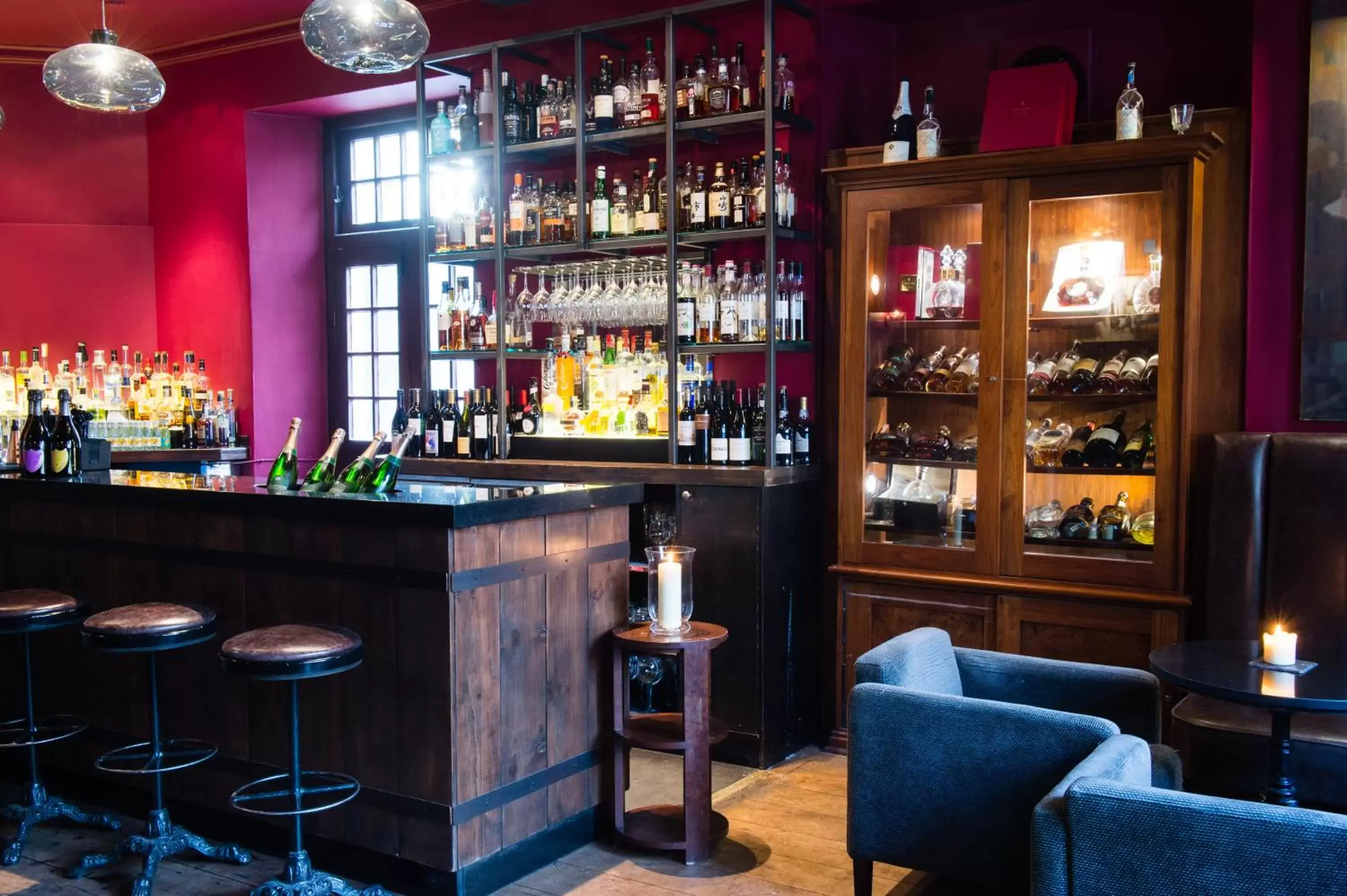 Lounge or bar in Hotel Du Vin & Bistro Tunbridge Wells