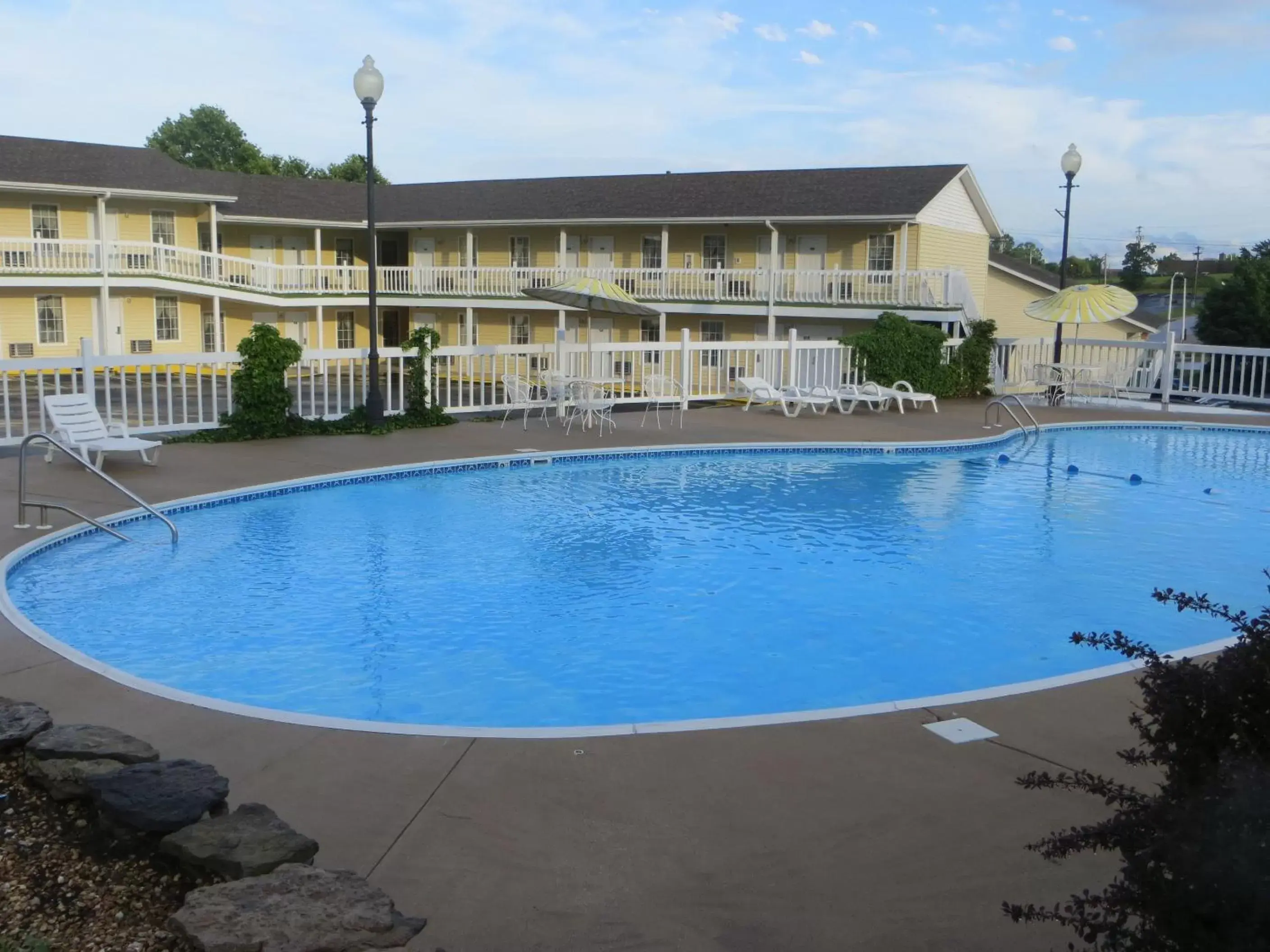 Swimming Pool in Honeysuckle Inn & Conference Center