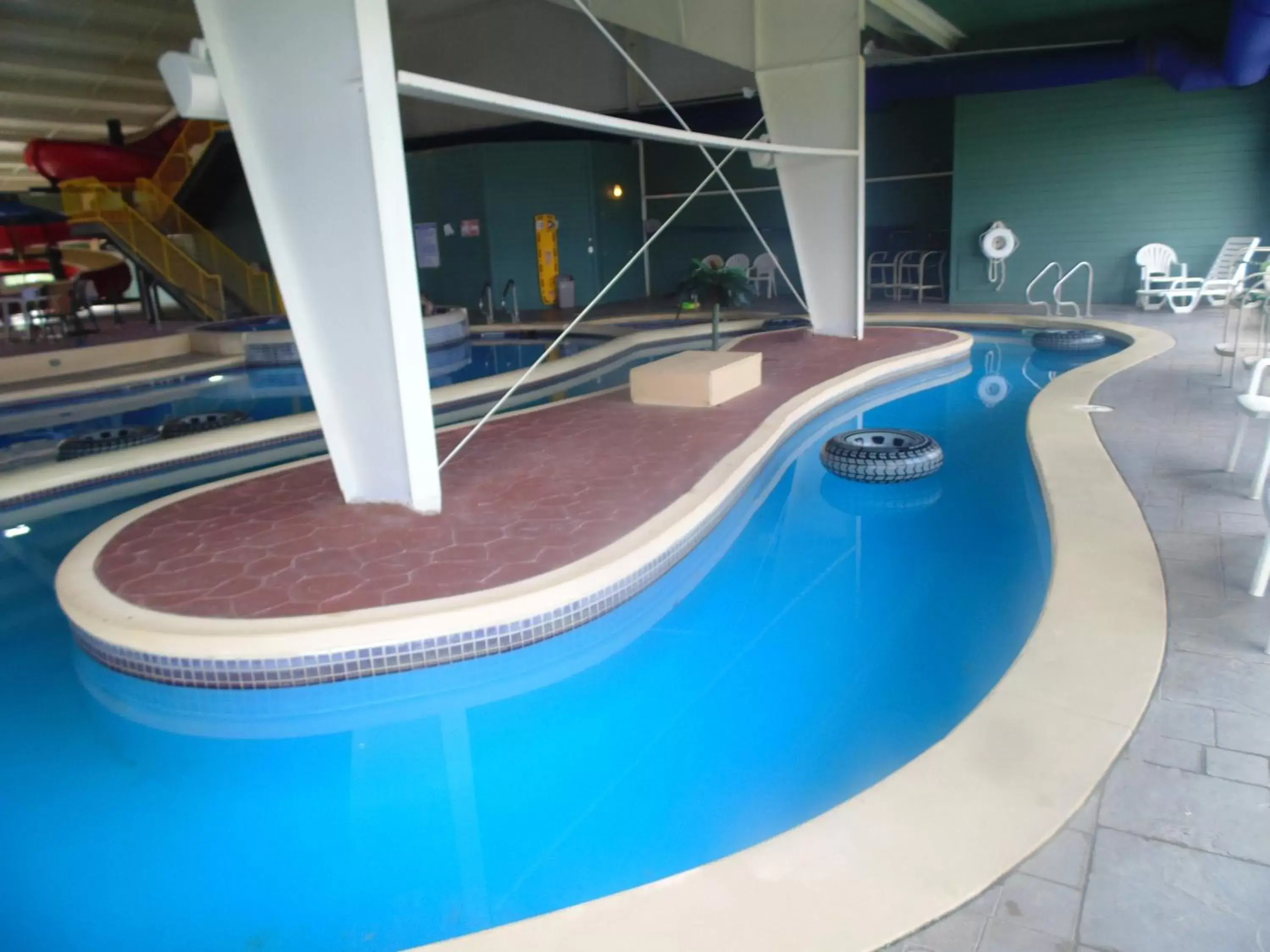 Aqua park, Swimming Pool in Lakeside Resort & Conference Center