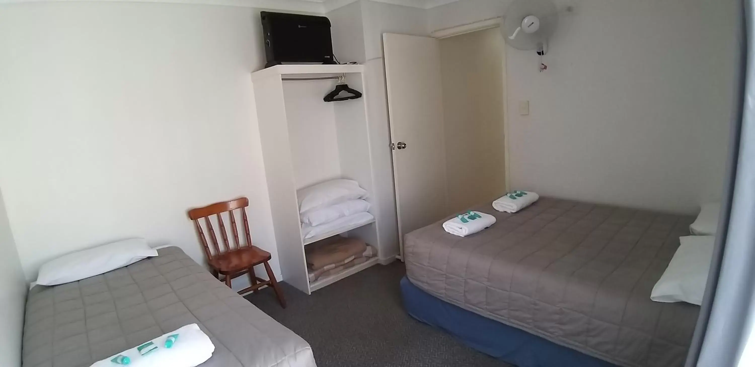 Bed in Taree Country Motel