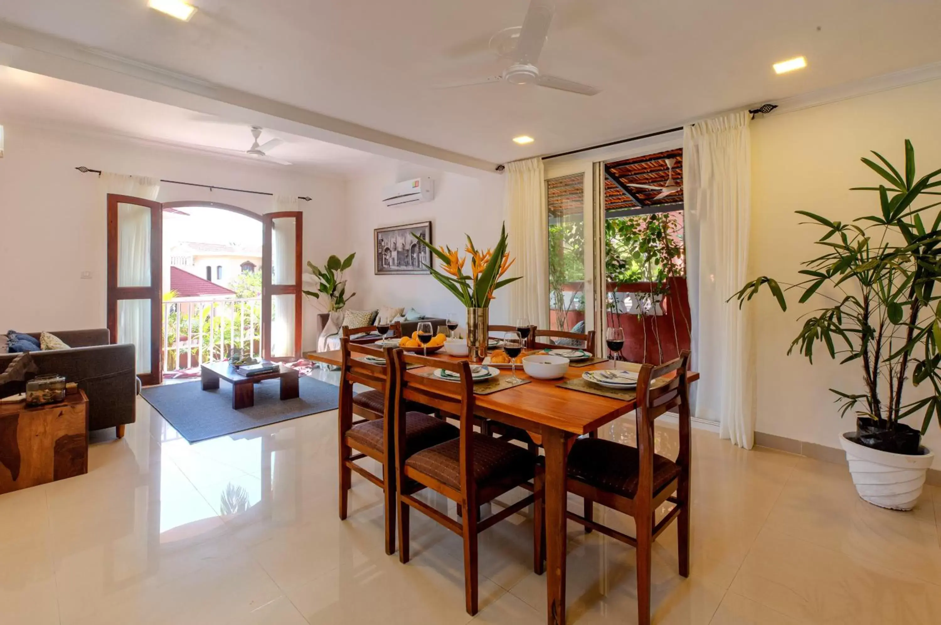 Dining Area in Aguada Anchorage - The Villa Resort