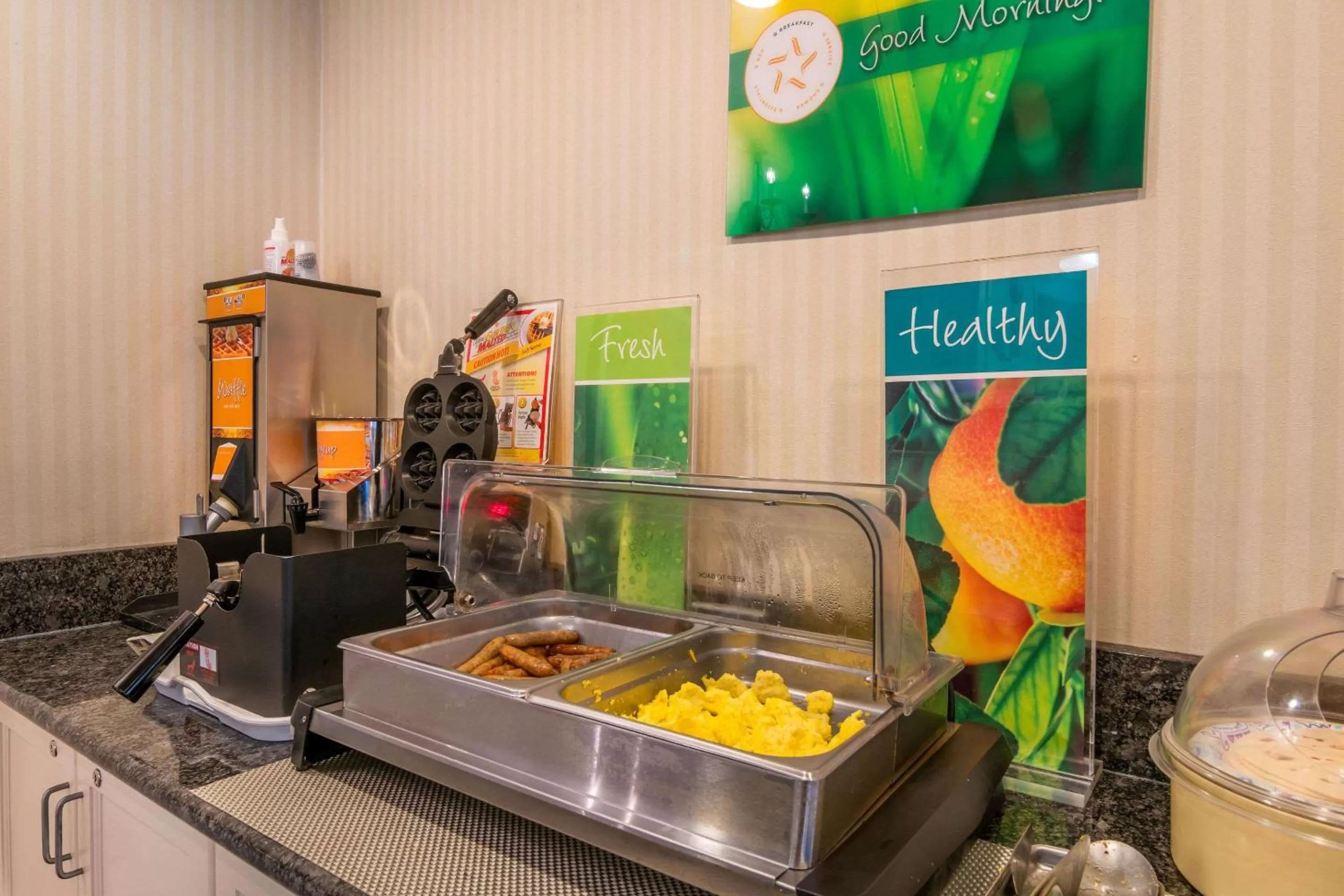 Restaurant/places to eat in Quality Inn Bend North