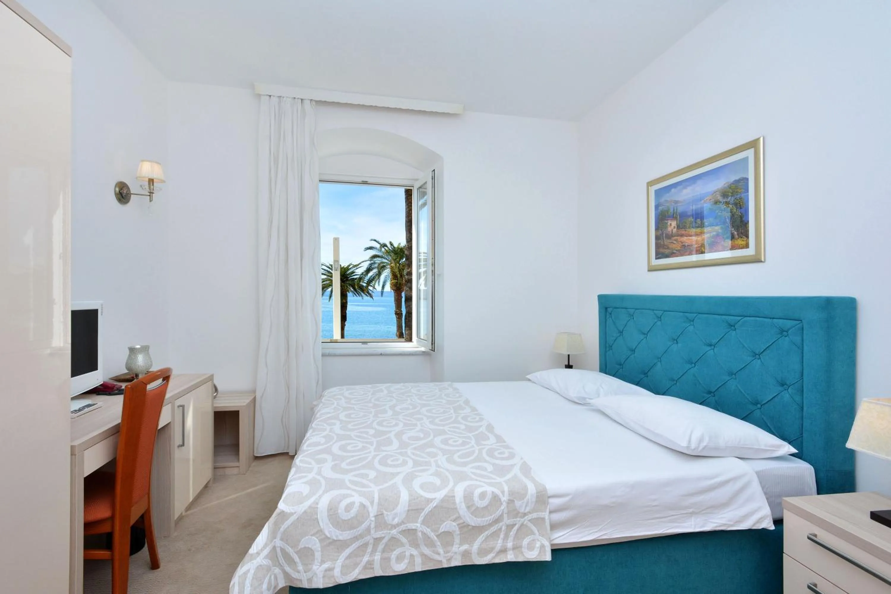 Photo of the whole room, Bed in Hotel Adriana