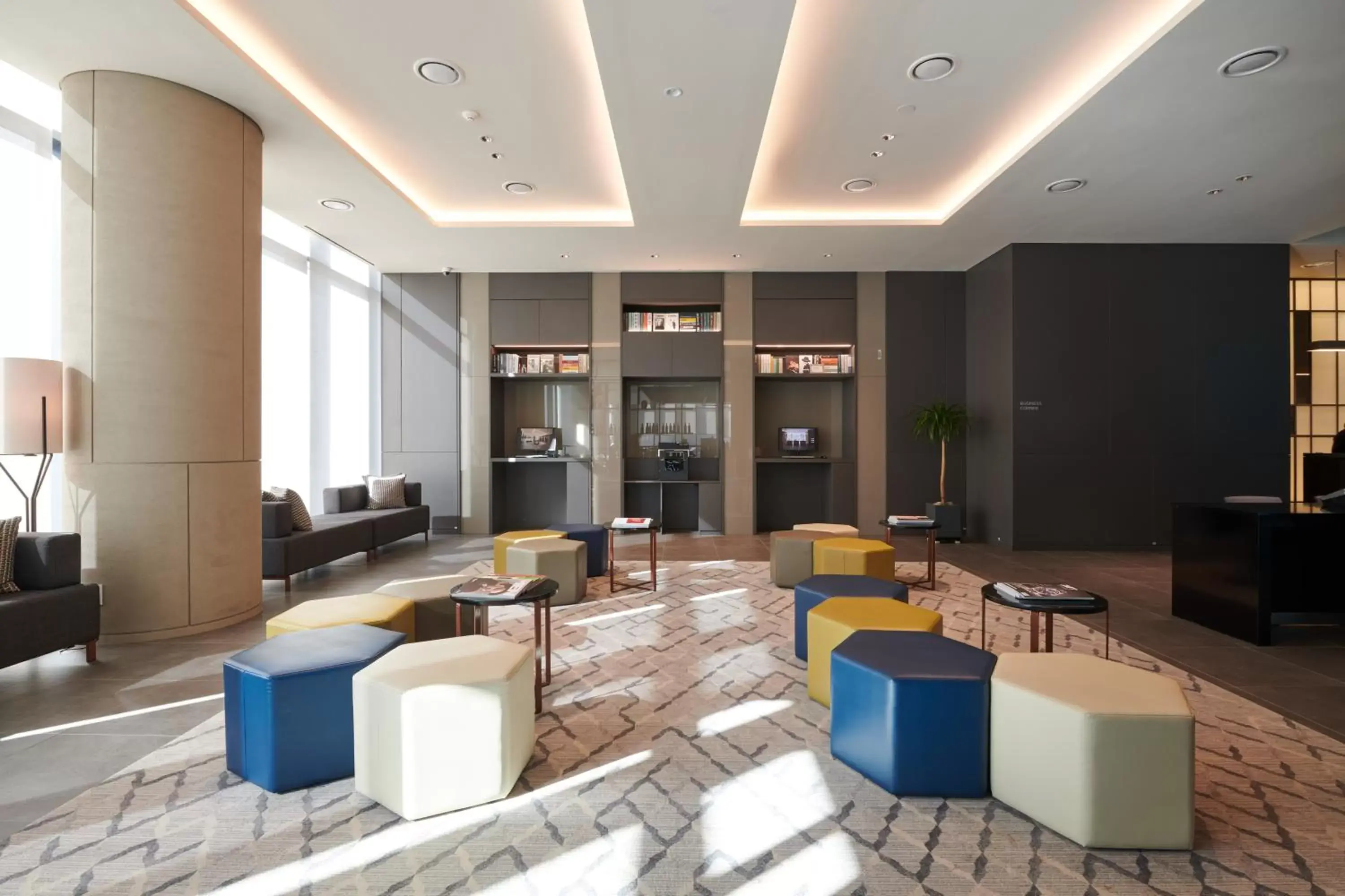 Lobby or reception, Lounge/Bar in Nine Tree Premier Hotel Seoul Pangyo