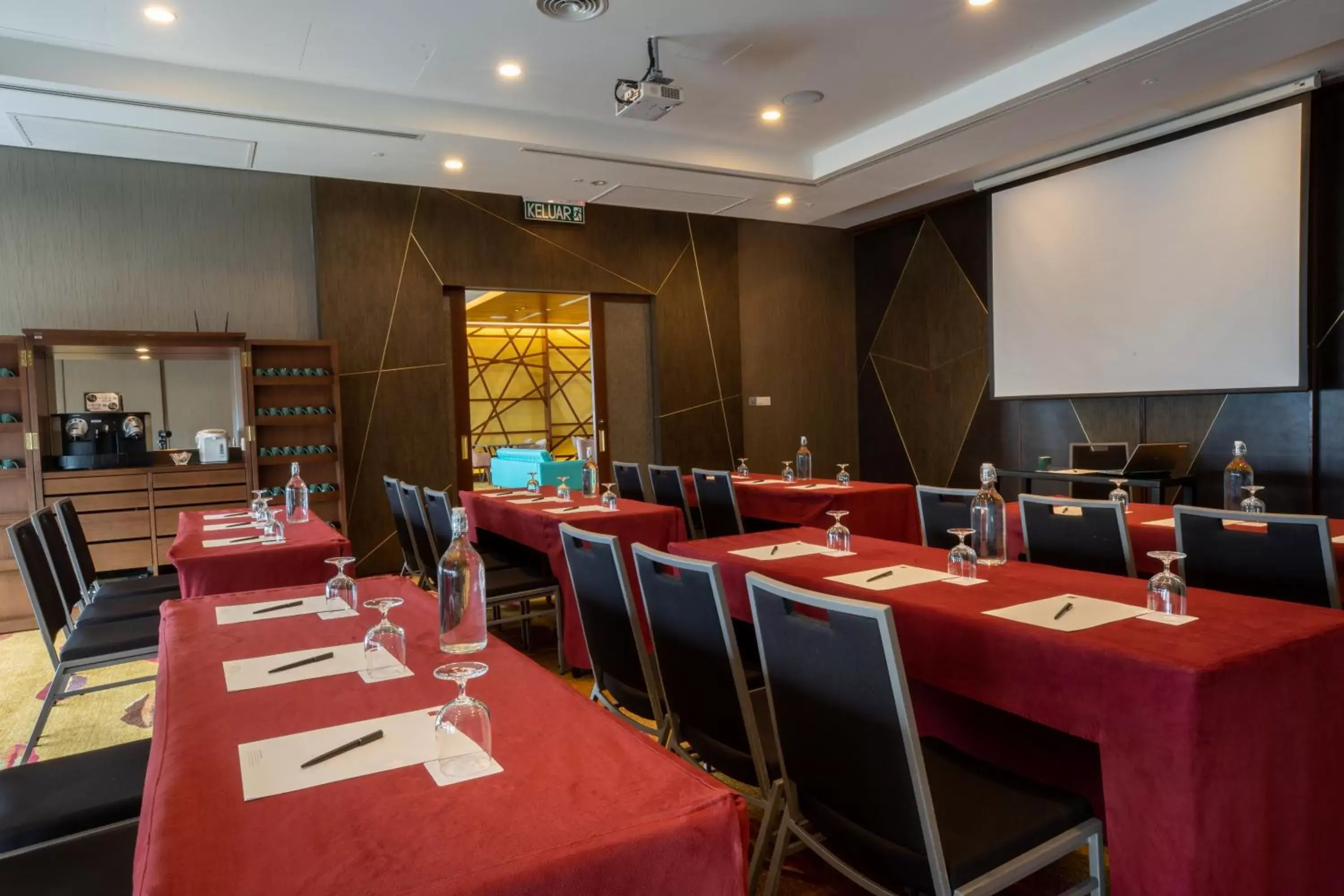 Meeting/conference room in Traders Hotel, Kuala Lumpur