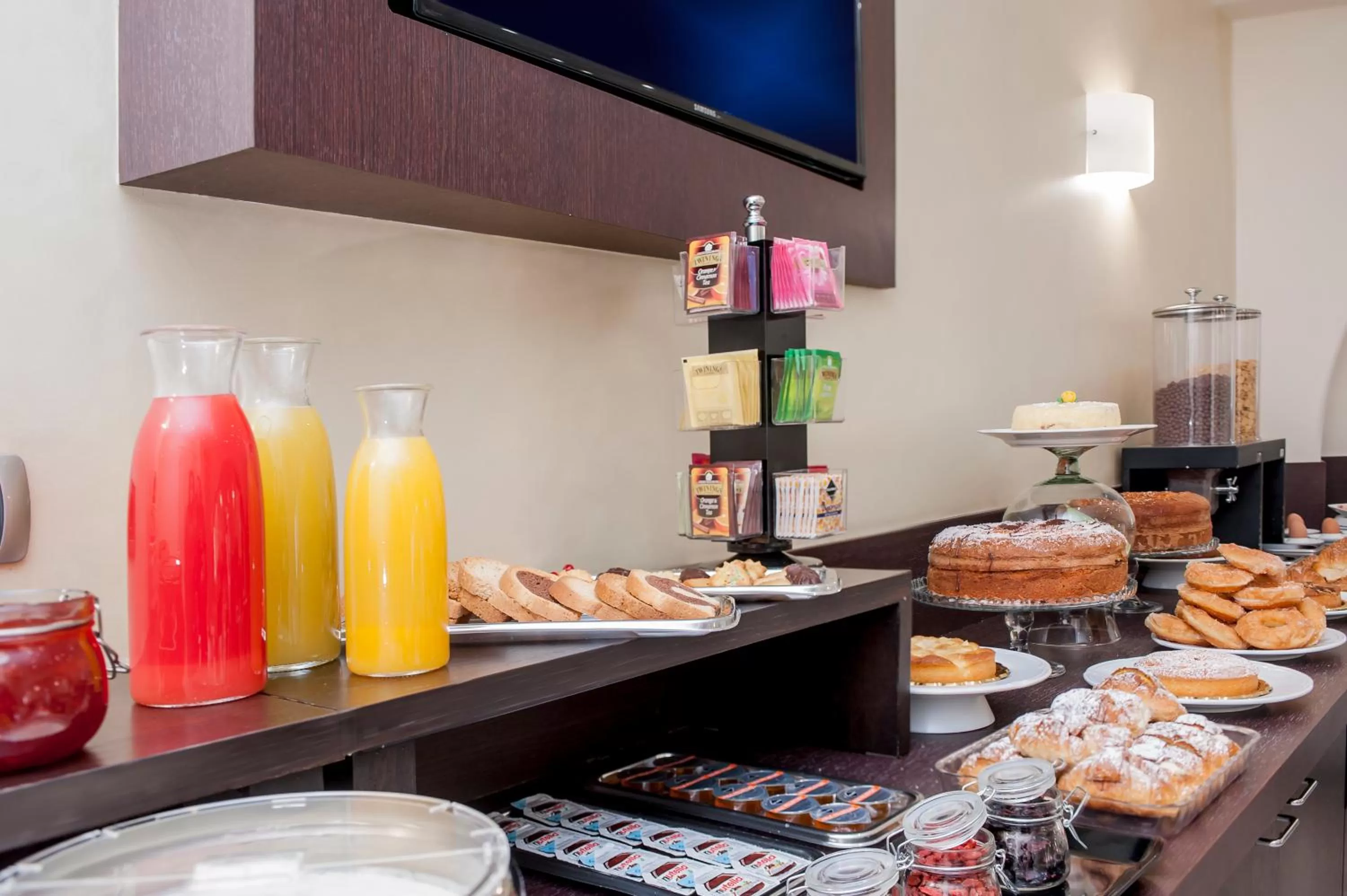 Food in Demetra Hotel