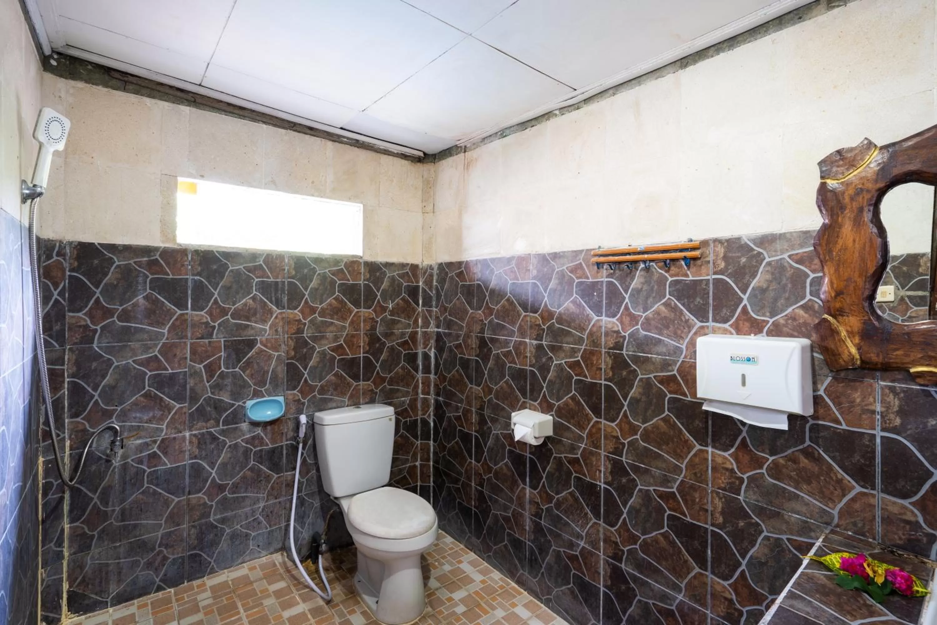 Bathroom in Mushroom Beach Bungalows