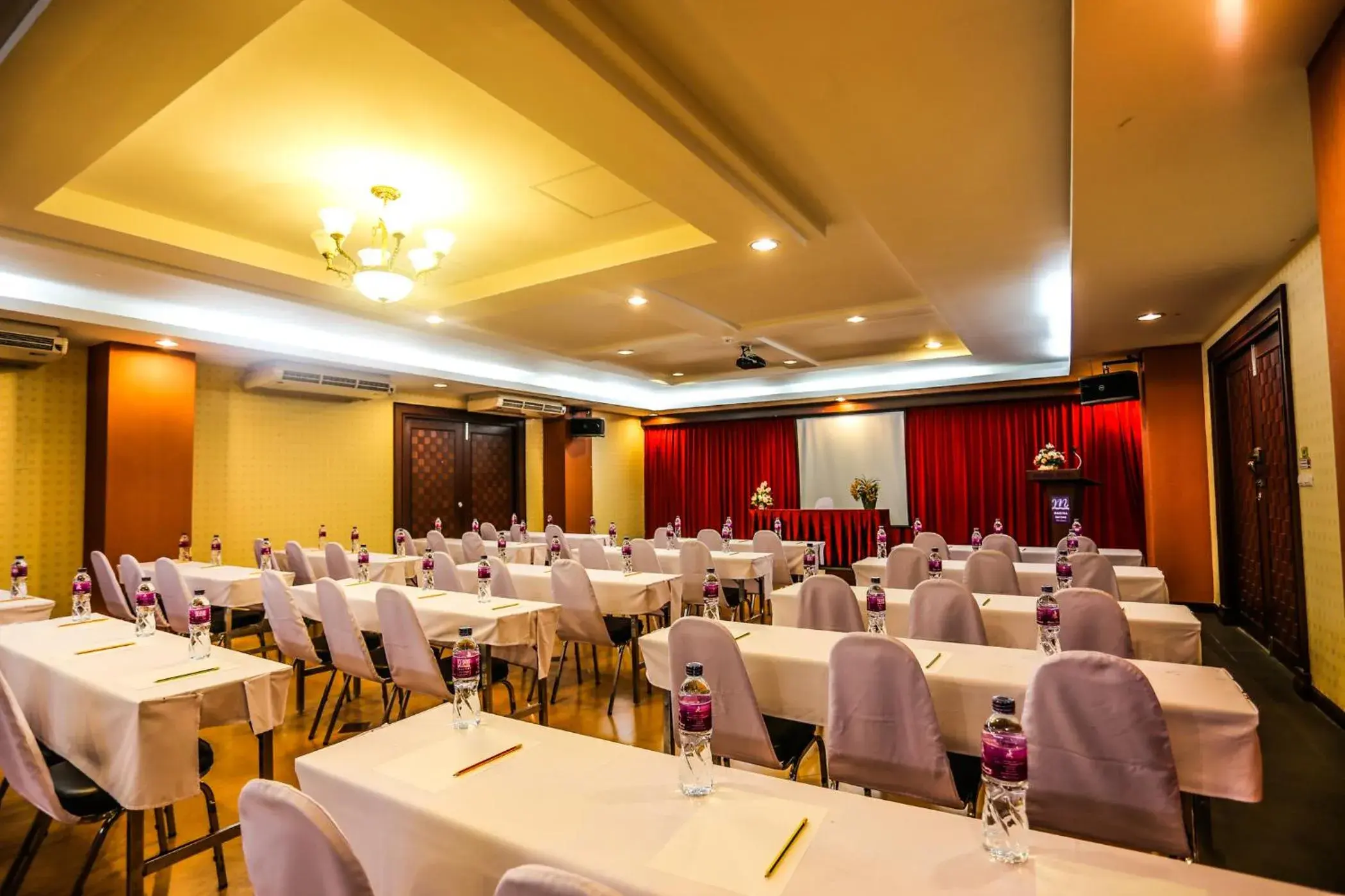 Banquet Facilities in Madina Hotel