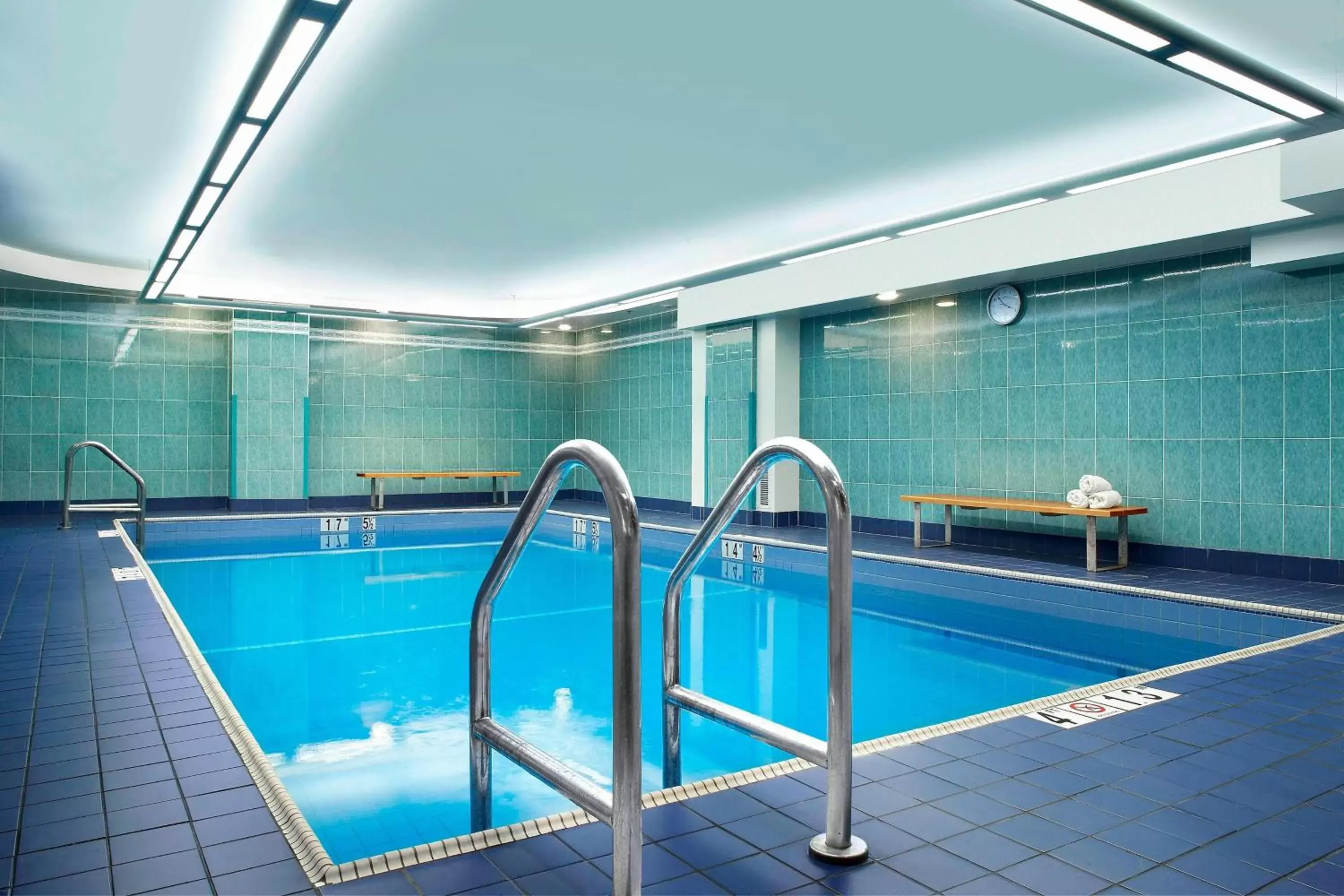 Swimming pool in Four Points by Sheraton Halifax Swimming pool in Four Points by Sheraton Halifax