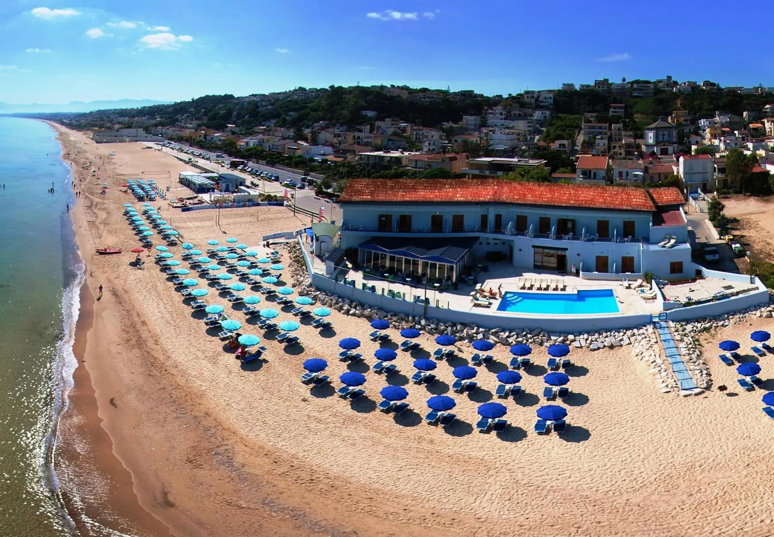 Beach, Bird's-eye View in Hotel La Battigia